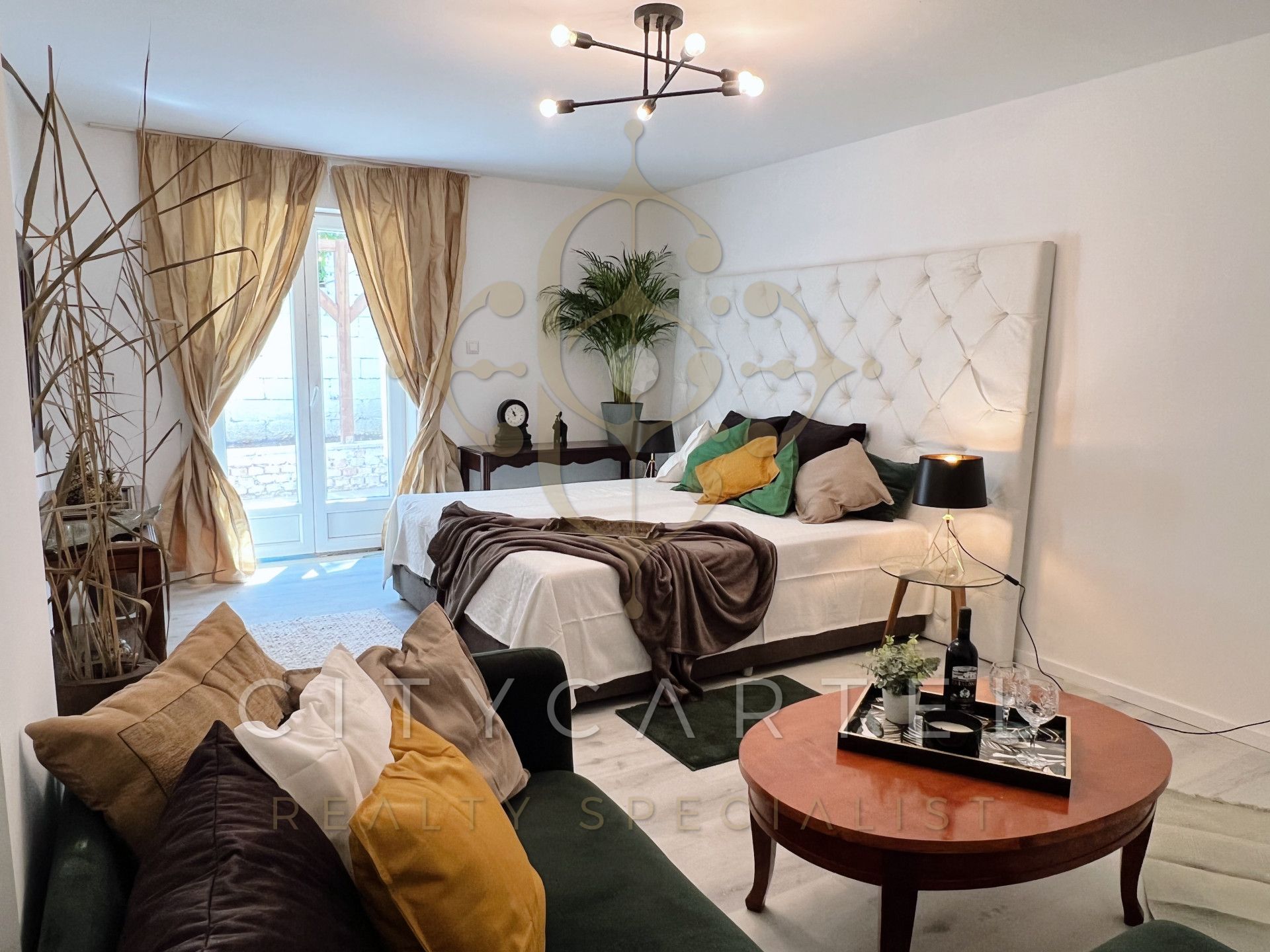 A fájl már létezik a célhelyen: import/kepek/vizjeles_5321081.jpg
For sale house Budapest, XI. kerület  410 m<sup>2</sup> 1300000 EUR