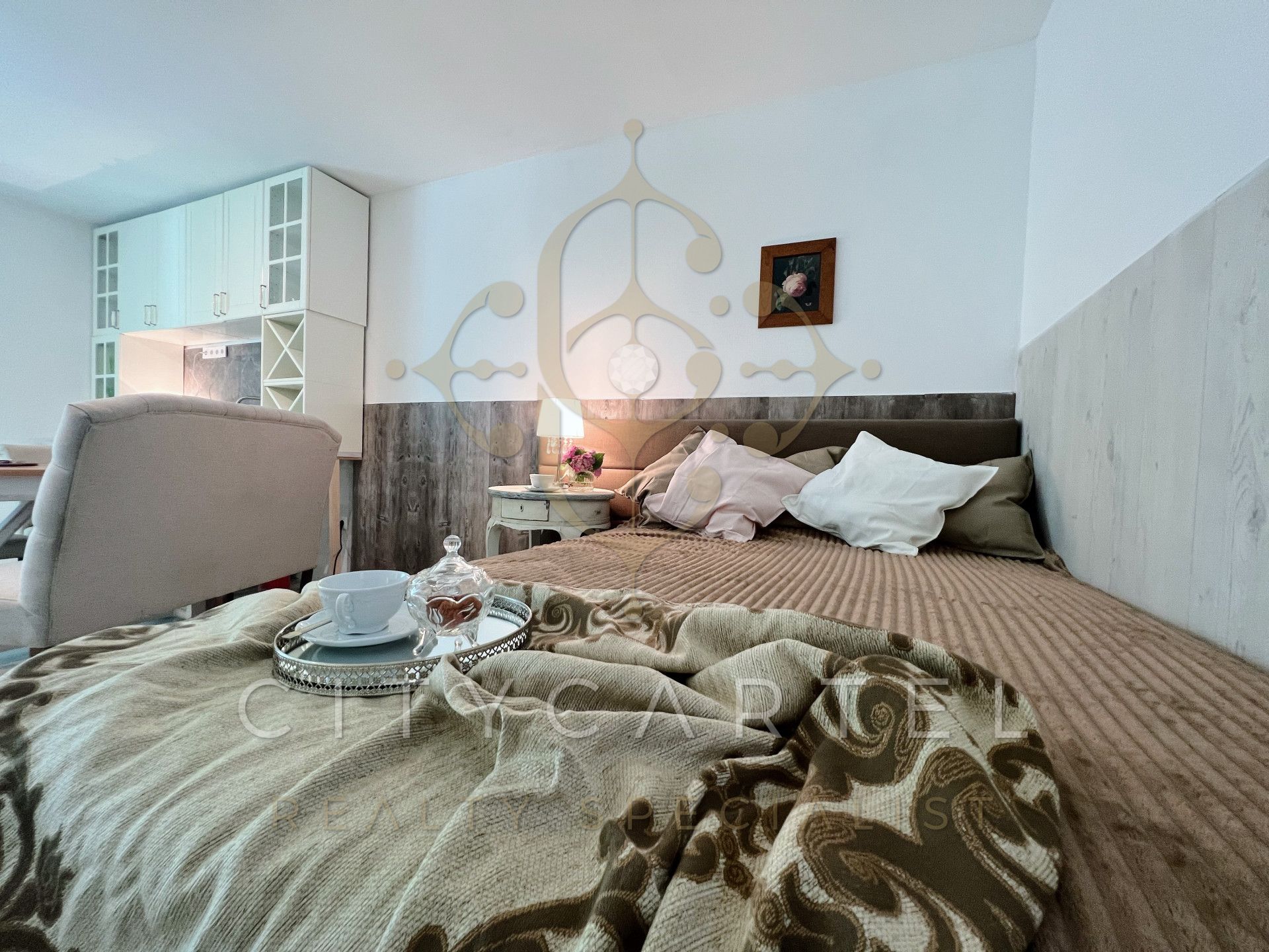 A fájl már létezik a célhelyen: import/kepek/vizjeles_5322055.jpg
For sale house Budapest, XI. kerület  410 m<sup>2</sup> 1300000 EUR
