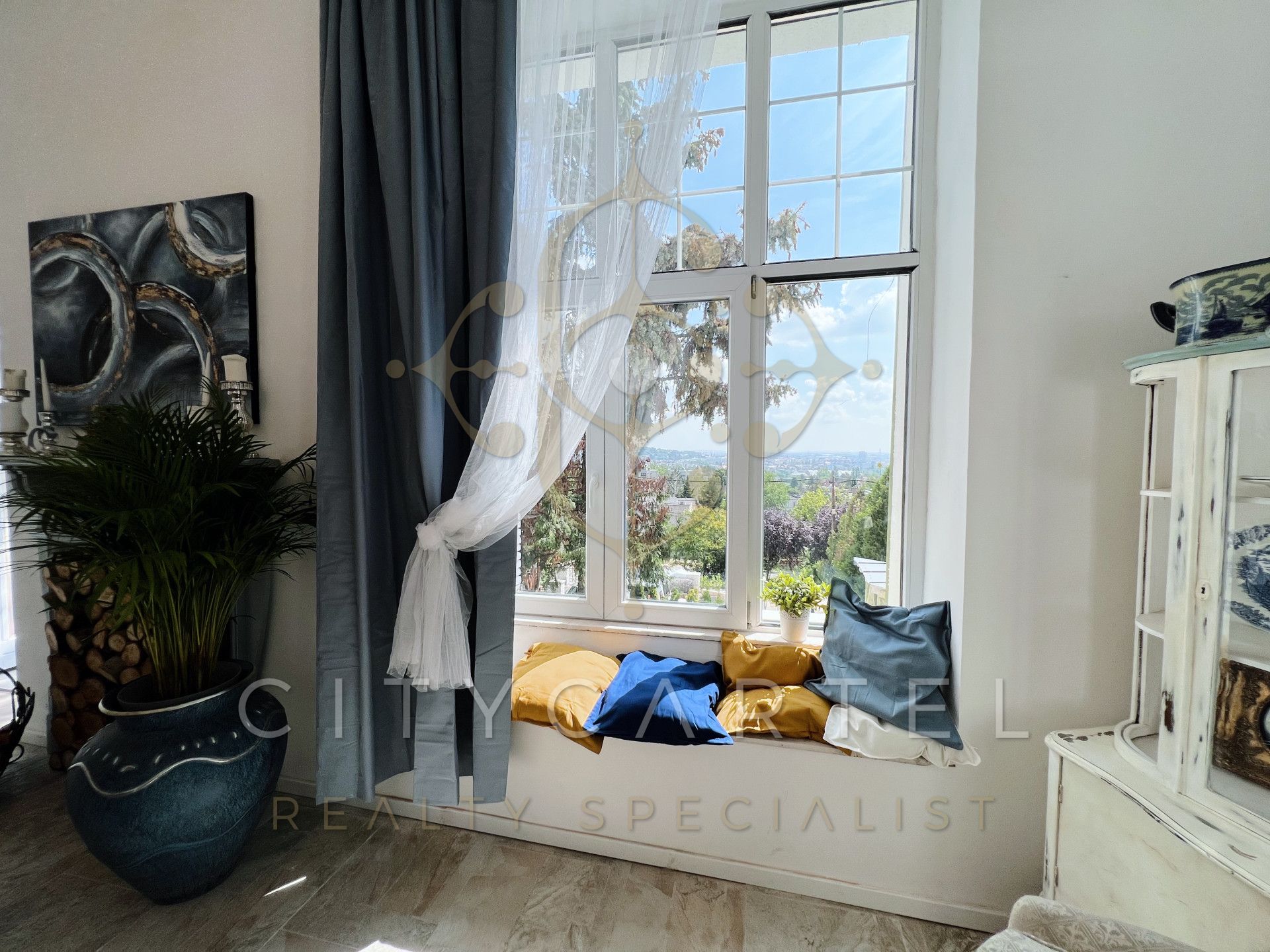 A fájl már létezik a célhelyen: import/kepek/vizjeles_5322072.jpg
For sale house Budapest, XI. kerület  410 m<sup>2</sup> 1300000 EUR