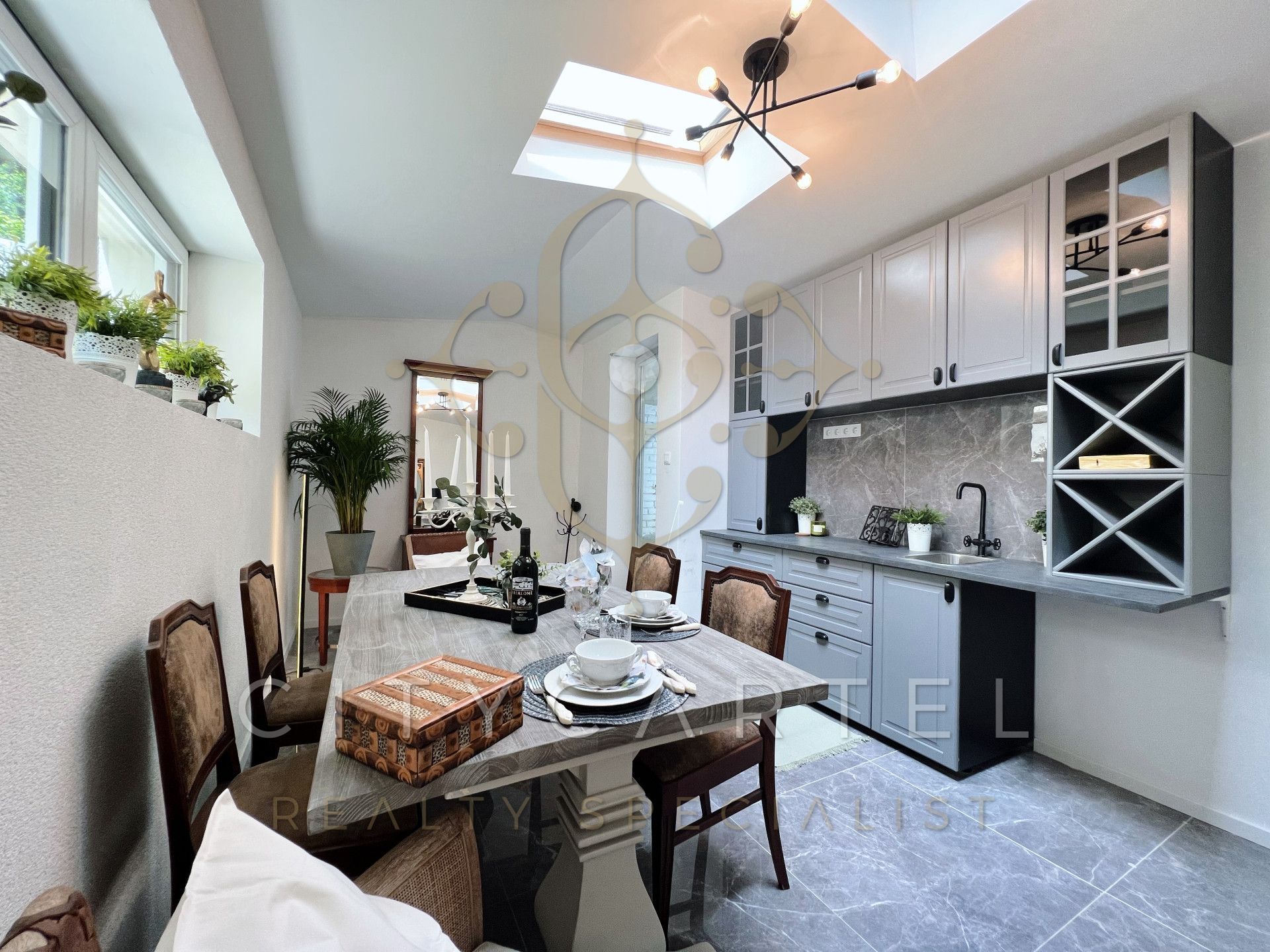 A fájl már létezik a célhelyen: import/kepek/vizjeles_5322079.jpg
For sale house Budapest, XI. kerület  410 m<sup>2</sup> 1300000 EUR