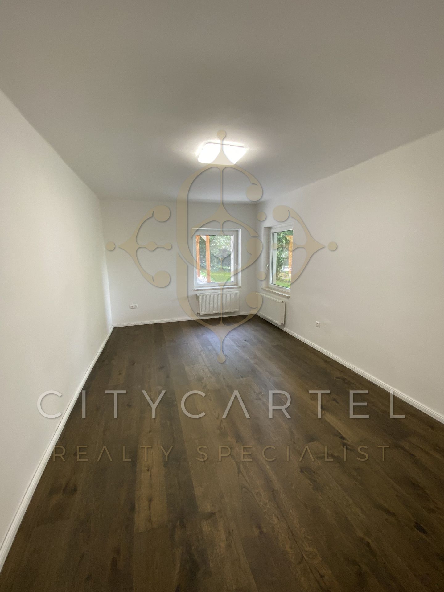 A fájl már létezik a célhelyen: import/kepek/vizjeles_5335047.jpg
Eladó Családi ház Fonyód  200 m<sup>2</sup> 299 millió Ft