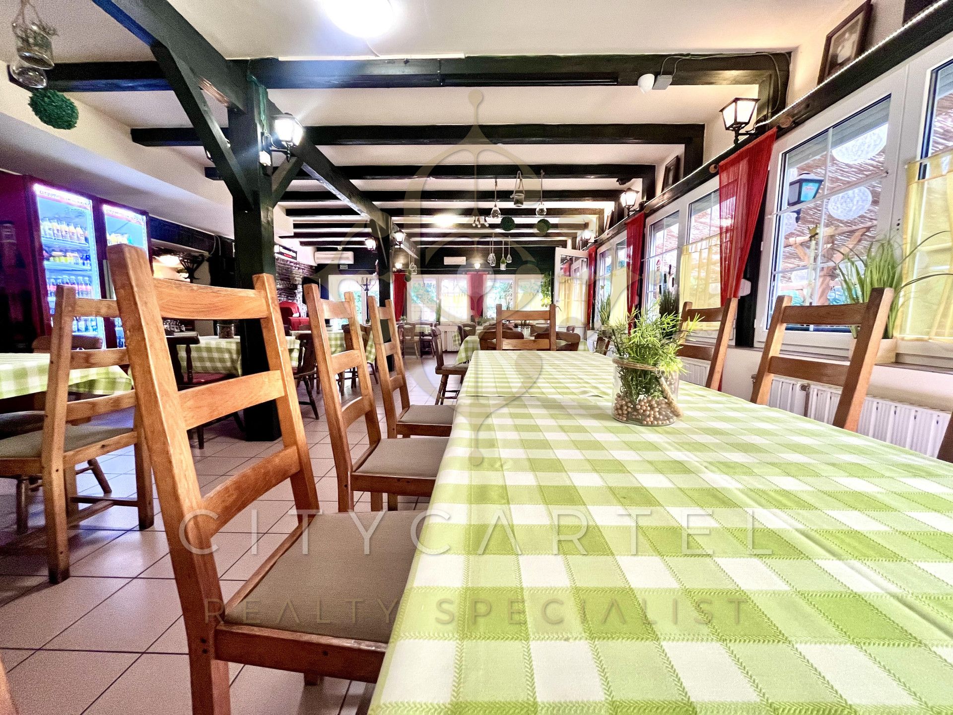 A fájl már létezik a célhelyen: import/kepek/vizjeles_5342233.jpg
For sale Restaurant, inn, confectionery Gyöngyös  300 m<sup>2</sup> 198.7 millió Ft