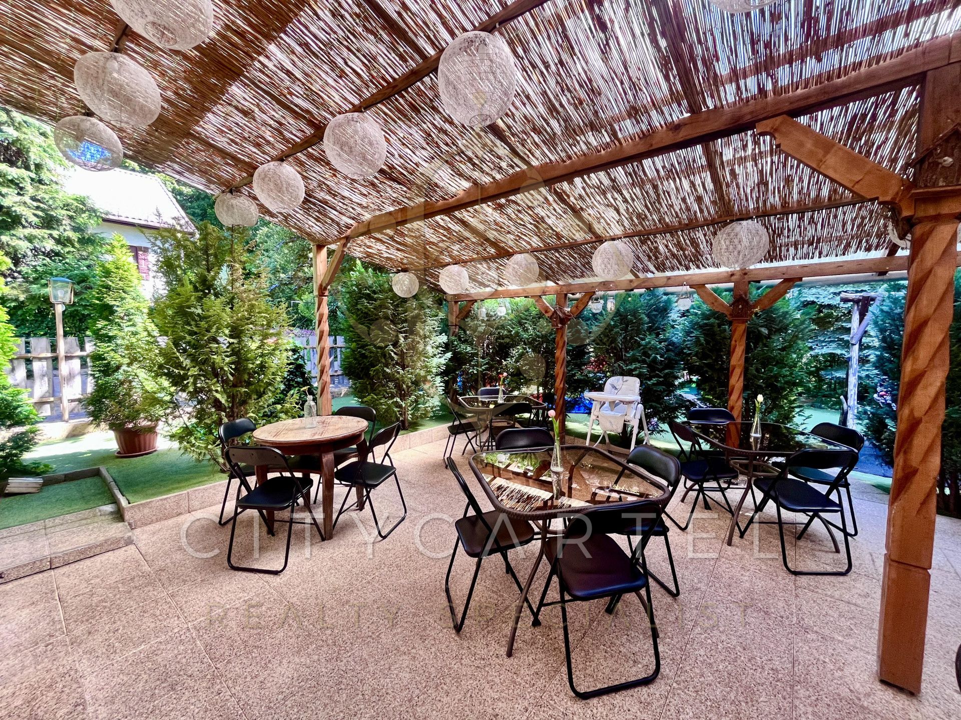 A fájl már létezik a célhelyen: import/kepek/vizjeles_5342236.jpg
For sale Restaurant, inn, confectionery Gyöngyös  300 m<sup>2</sup> 198.7 millió Ft