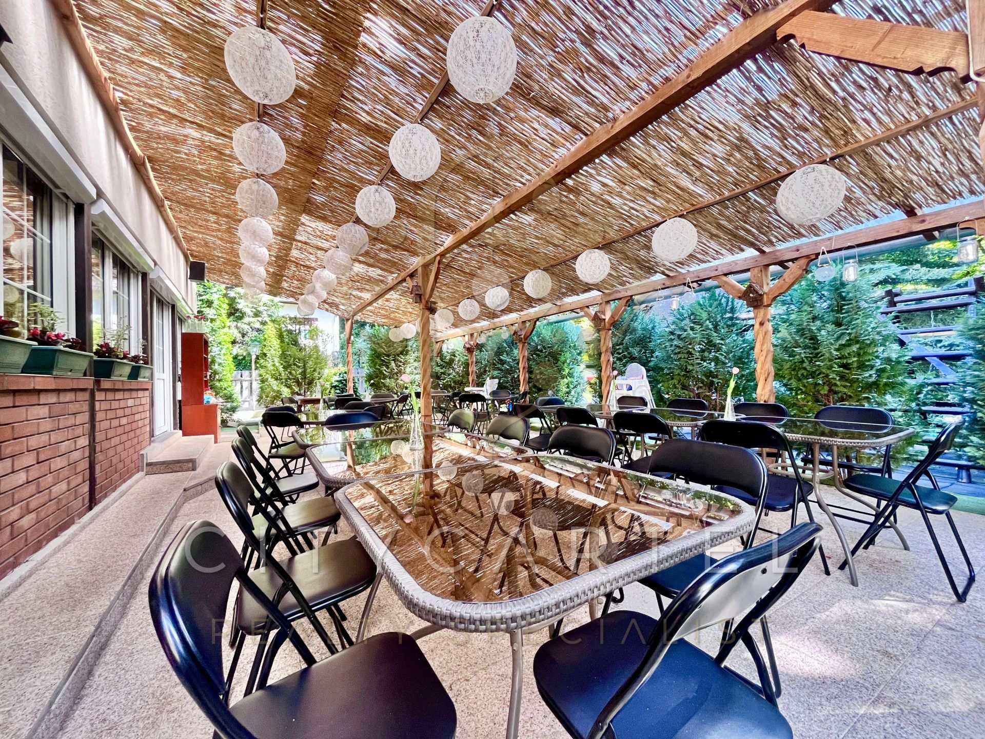 A fájl már létezik a célhelyen: import/kepek/vizjeles_5342238.jpg
For sale Restaurant, inn, confectionery Gyöngyös  300 m<sup>2</sup> 198.7 millió Ft