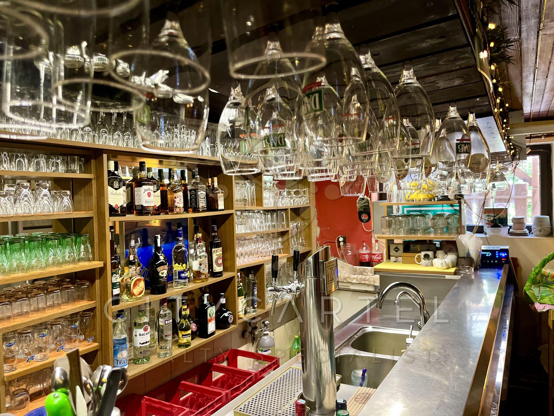 A fájl már létezik a célhelyen: import/kepek/vizjeles_5342240.jpg
For sale Restaurant, inn, confectionery Gyöngyös  300 m<sup>2</sup> 198.7 millió Ft