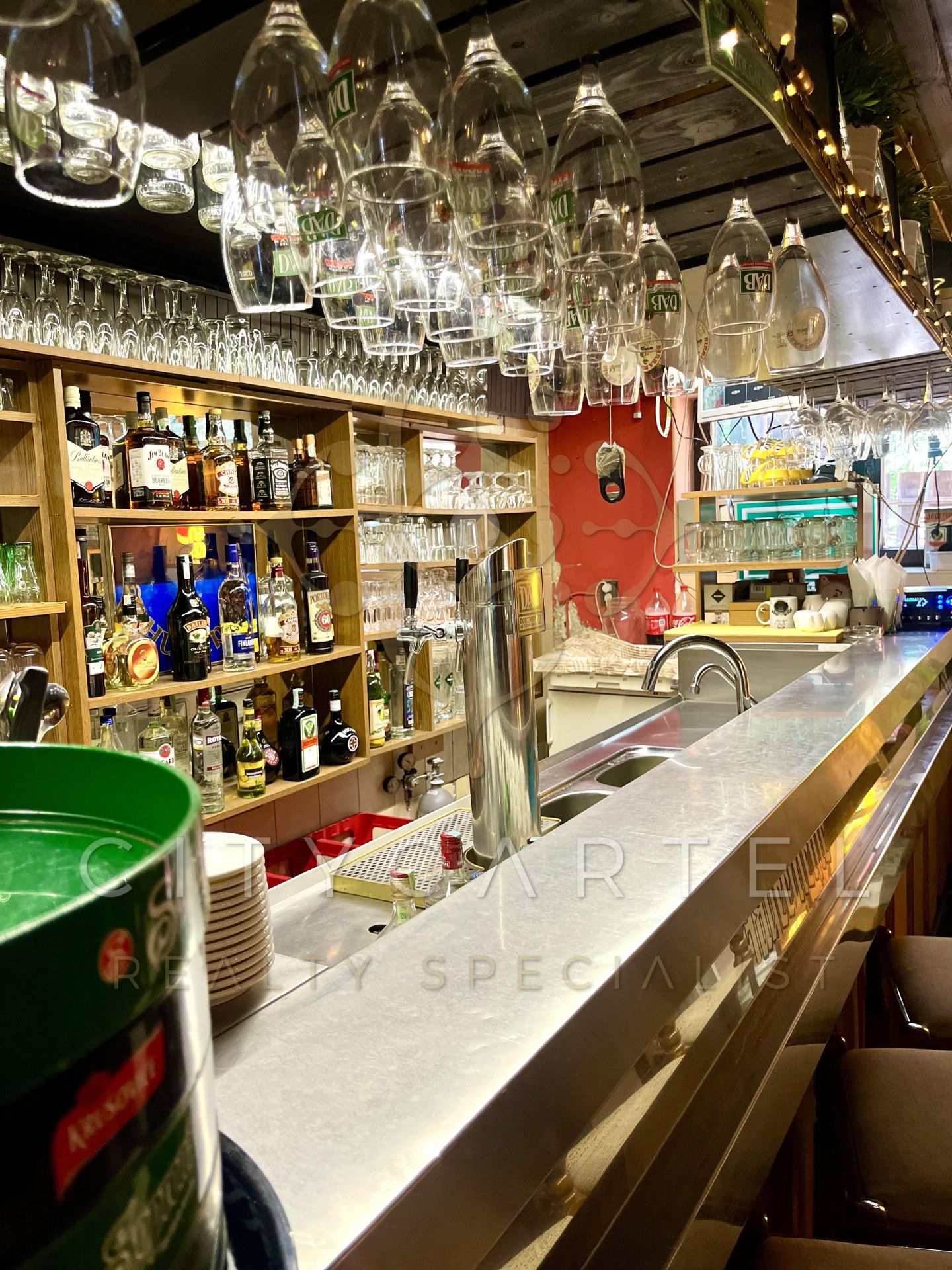 A fájl már létezik a célhelyen: import/kepek/vizjeles_5342241.jpg
For sale Restaurant, inn, confectionery Gyöngyös  300 m<sup>2</sup> 198.7 millió Ft