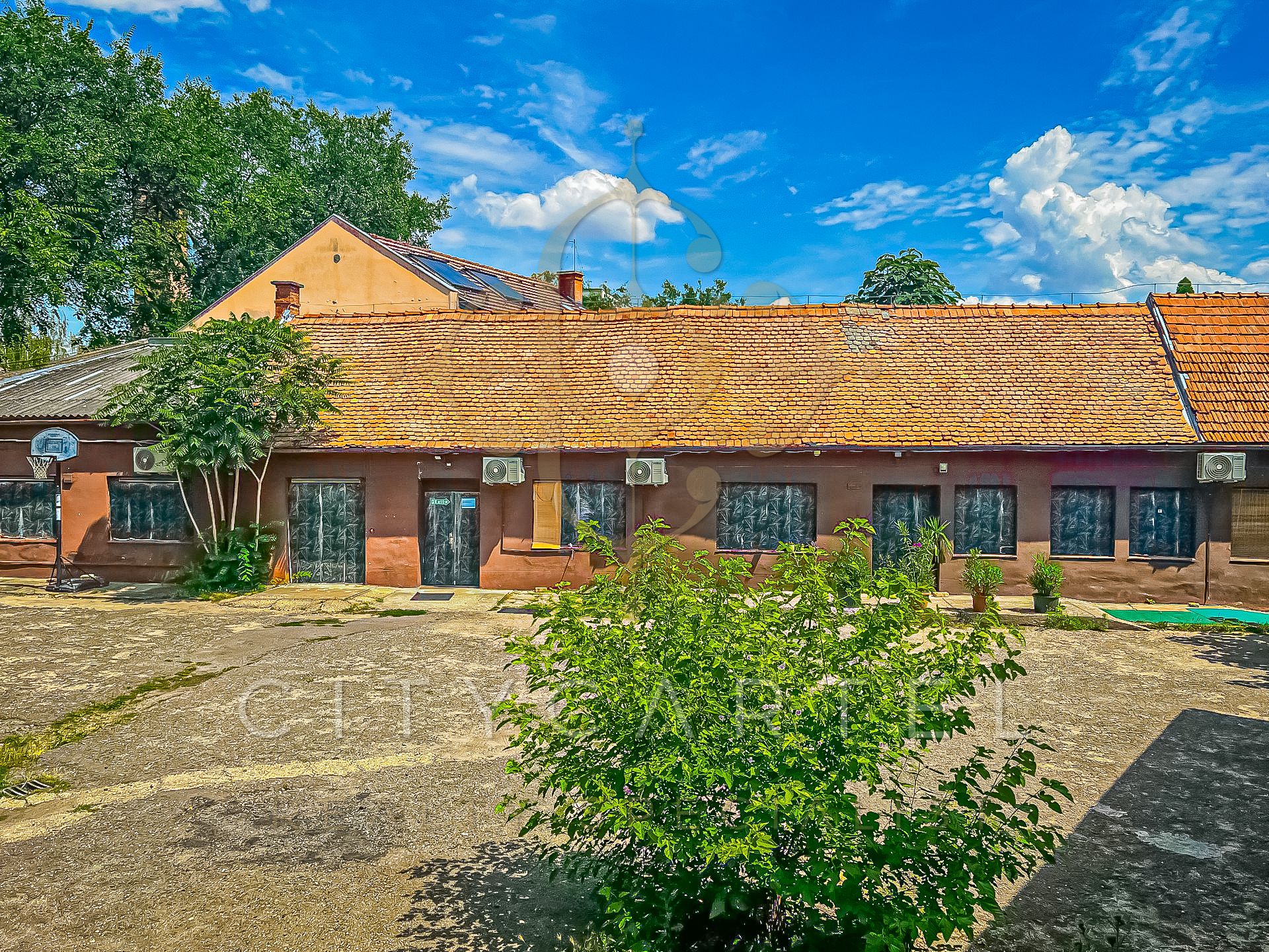 A fájl már létezik a célhelyen: import/kepek/vizjeles_5344390.jpg
For sale Villa, castle, mansion Kecskemét  1000 m<sup>2</sup> 299 millió Ft