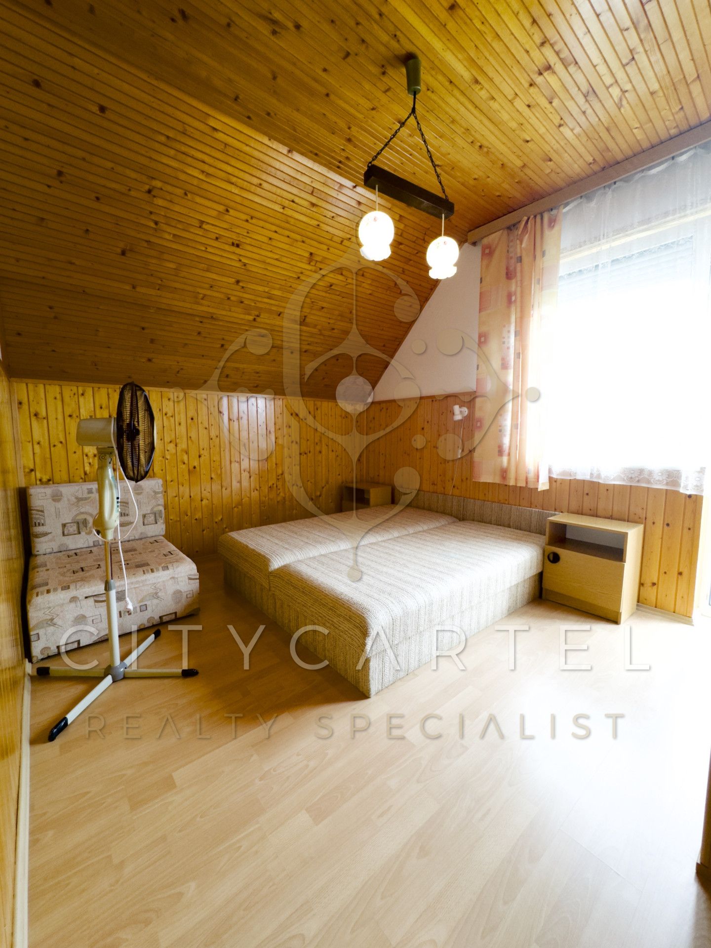 A fájl már létezik a célhelyen: import/kepek/vizjeles_5351307.jpg
Eladó Családi ház Balatonlelle  370 m<sup>2</sup> 149.9 millió Ft