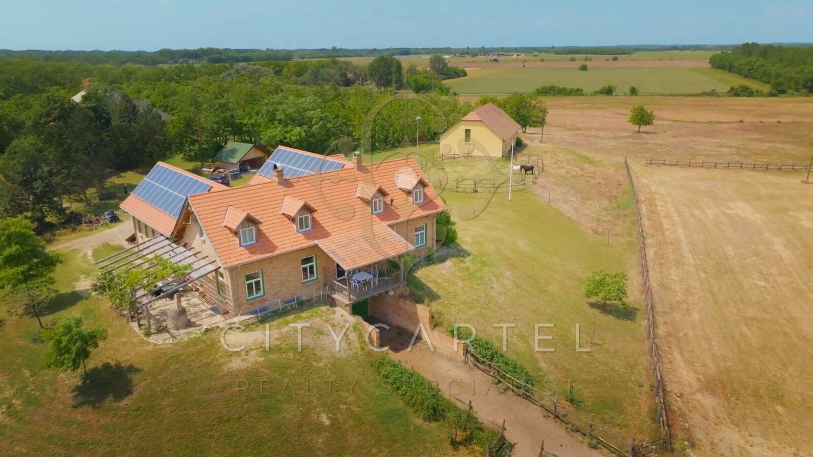 A fájl már létezik a célhelyen: import/kepek/vizjeles_5352696.jpg
Eladó Egészségügyi intézmény Kunadacs  1230 m<sup>2</sup> 750000 EUR