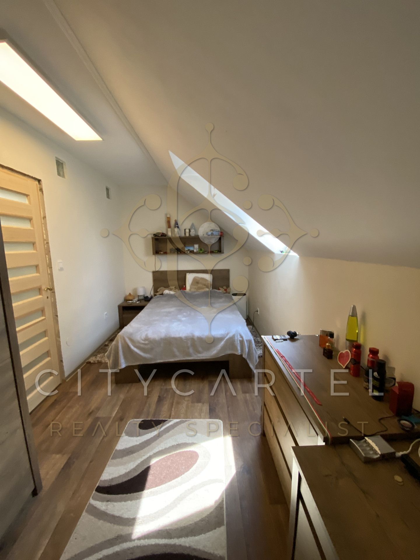 A fájl már létezik a célhelyen: import/kepek/vizjeles_5357573.jpg
For sale house Balatonboglár  310 m<sup>2</sup> 169.99 millió Ft