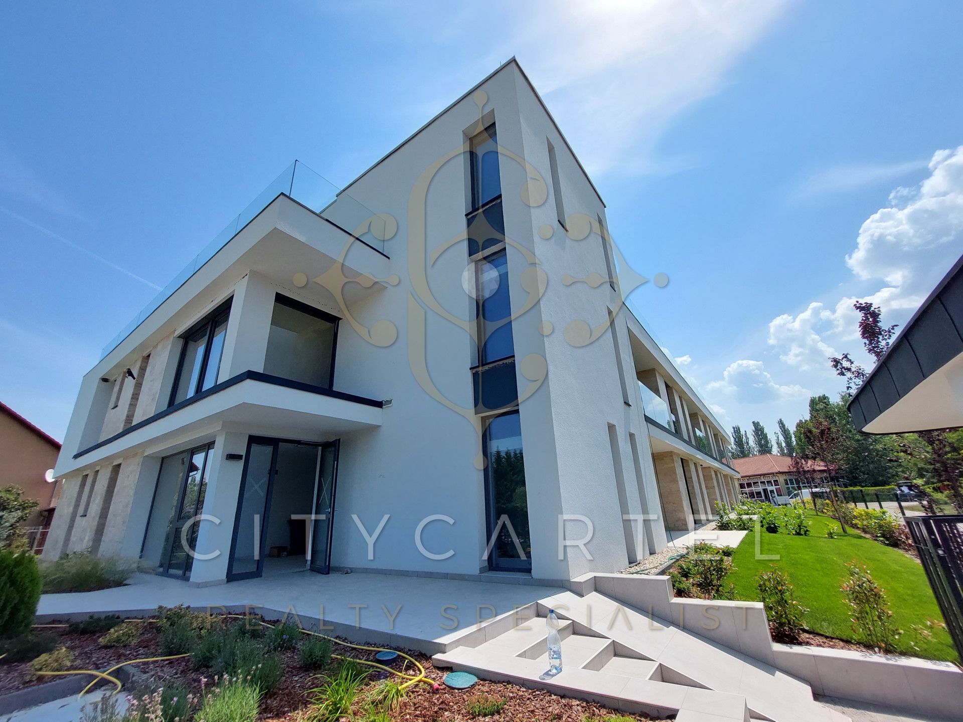 A fájl már létezik a célhelyen: import/kepek/vizjeles_5359376.jpg
For sale flat Zamárdi  66 m<sup>2</sup> 96.5496 millió Ft