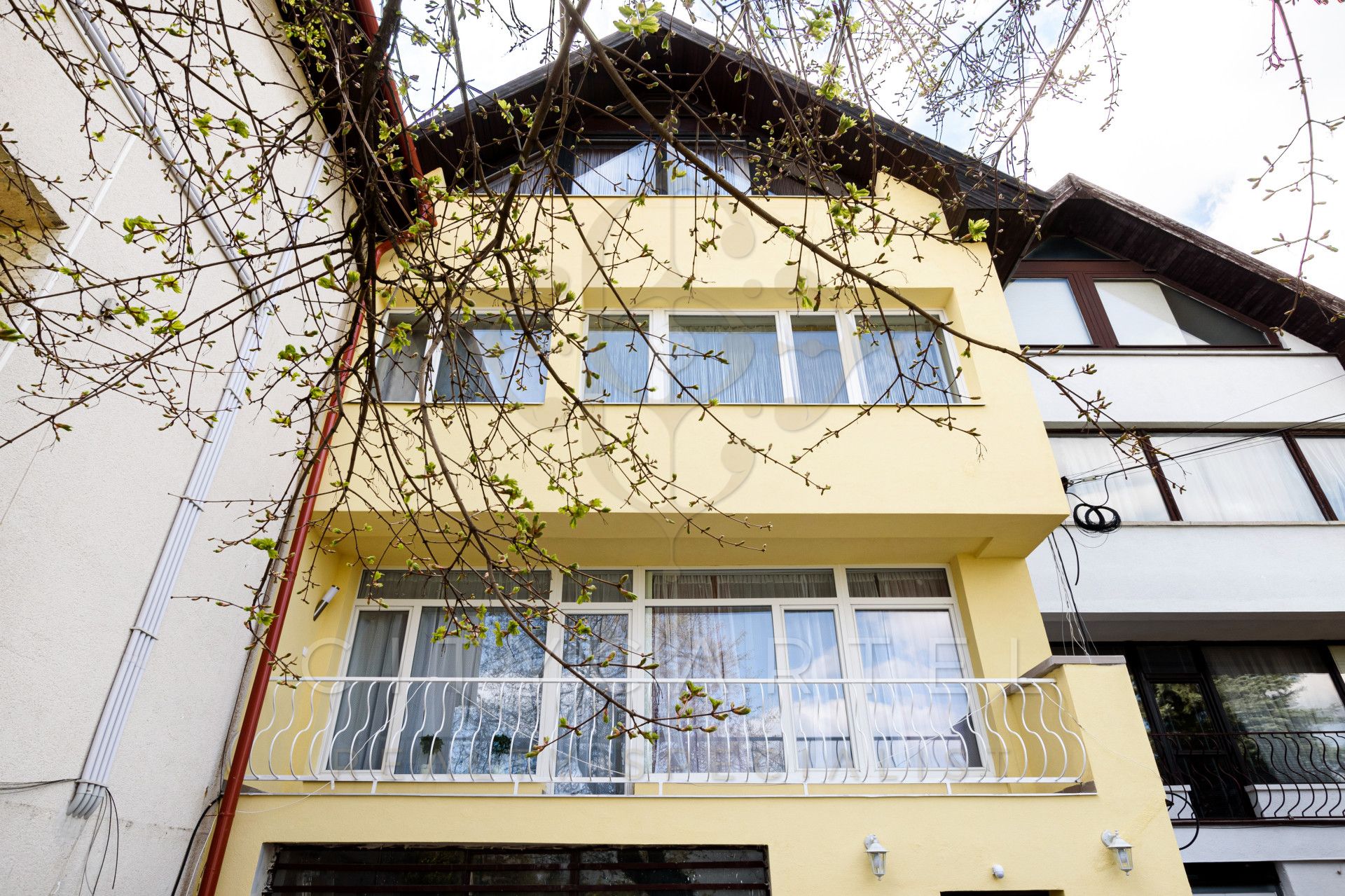 A fájl már létezik a célhelyen: import/kepek/vizjeles_5369043.jpg
For sale Terraced house Budapest, XII. kerület  296 m<sup>2</sup> 445 millió Ft