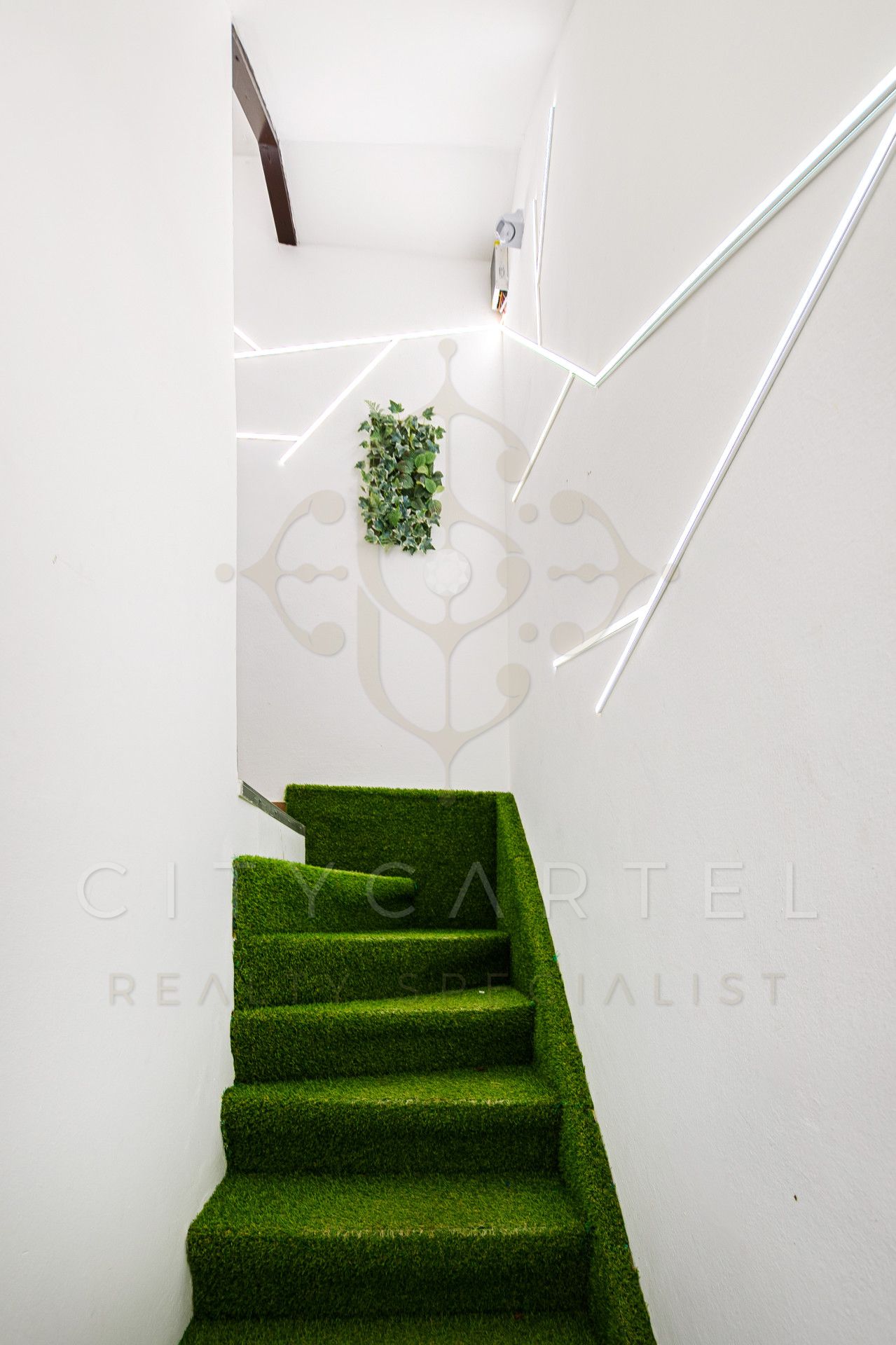 A fájl már létezik a célhelyen: import/kepek/vizjeles_5369057.jpg
For sale Terraced house Budapest, XII. kerület  296 m<sup>2</sup> 445 millió Ft