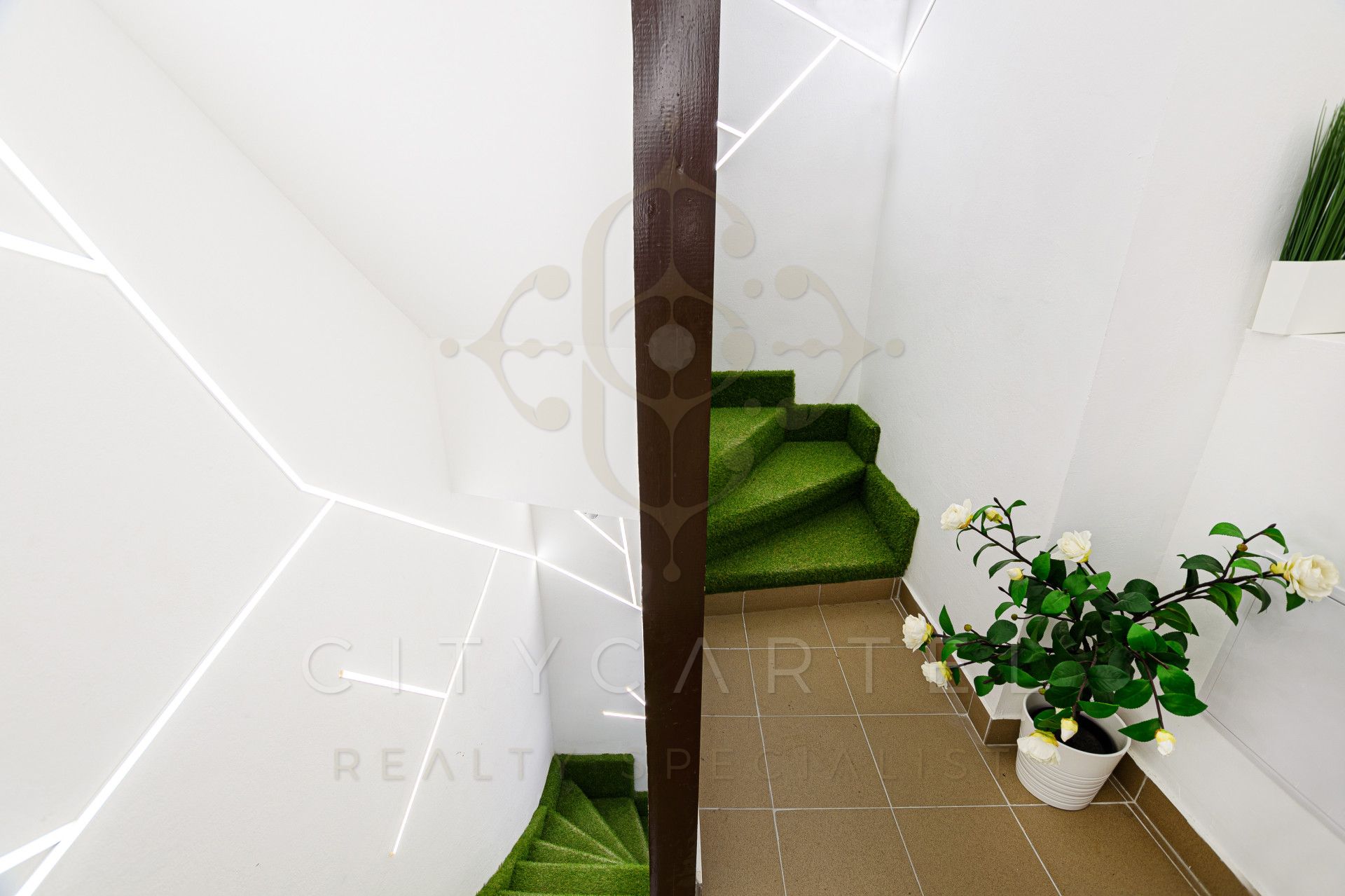 A fájl már létezik a célhelyen: import/kepek/vizjeles_5369078.jpg
For sale Terraced house Budapest, XII. kerület  296 m<sup>2</sup> 445 millió Ft