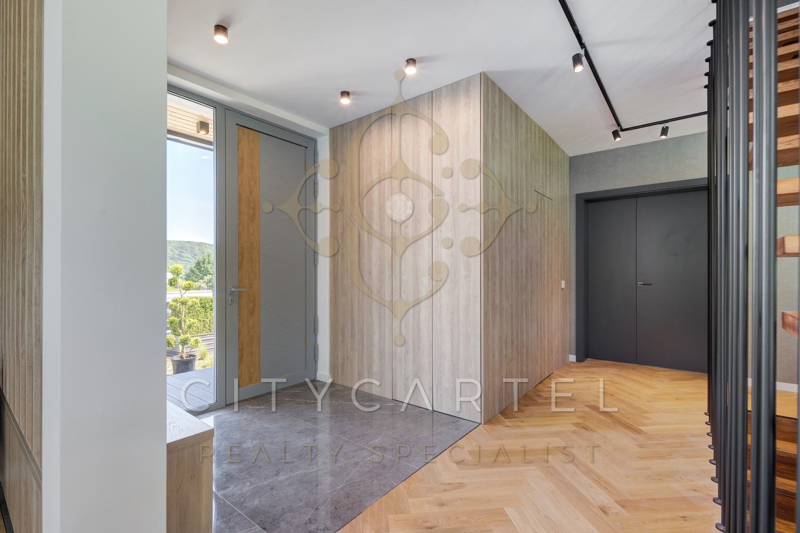 A fájl már létezik a célhelyen: import/kepek/vizjeles_5369336.jpg
For sale Villa, castle, mansion Budapest, II. kerület  420 m<sup>2</sup> 1250 millió Ft