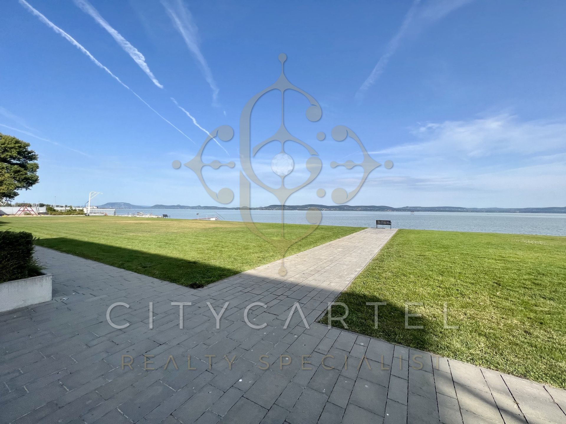 A fájl már létezik a célhelyen: import/kepek/vizjeles_5386293.jpg
Eladó Téglalakás Balatonlelle  75 m<sup>2</sup> 159.999 millió Ft