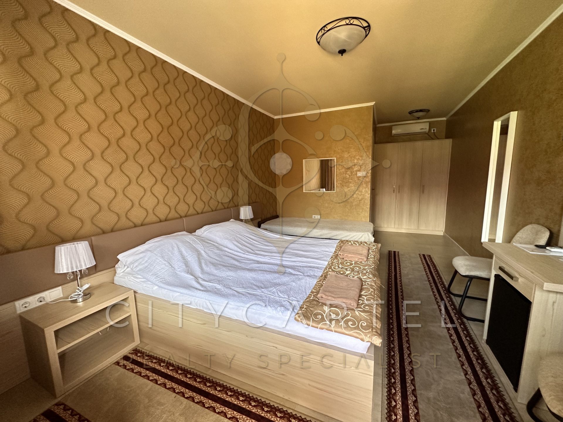 A fájl már létezik a célhelyen: import/kepek/vizjeles_5387039.jpg
For sale Hotel, guesthouse Ladánybene  755 m<sup>2</sup> 1200000 EUR