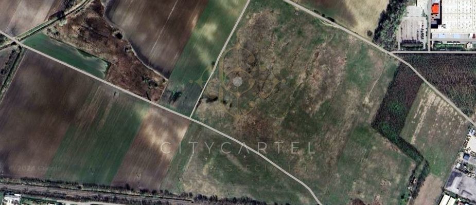 A fájl már létezik a célhelyen: import/kepek/vizjeles_5394914.jpg
Eladó Iparterület Üllő  370234 m<sup>2</sup> 15540000 EUR