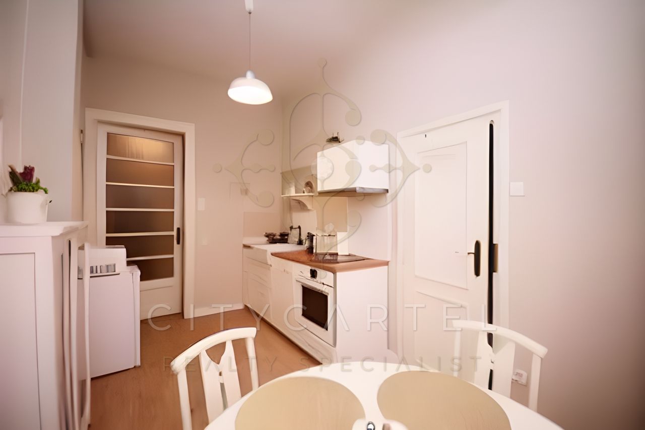 A fájl már létezik a célhelyen: import/kepek/vizjeles_5404117.jpg
For sale flat Budapest, V. kerület  61 m<sup>2</sup> 129.9 millió Ft