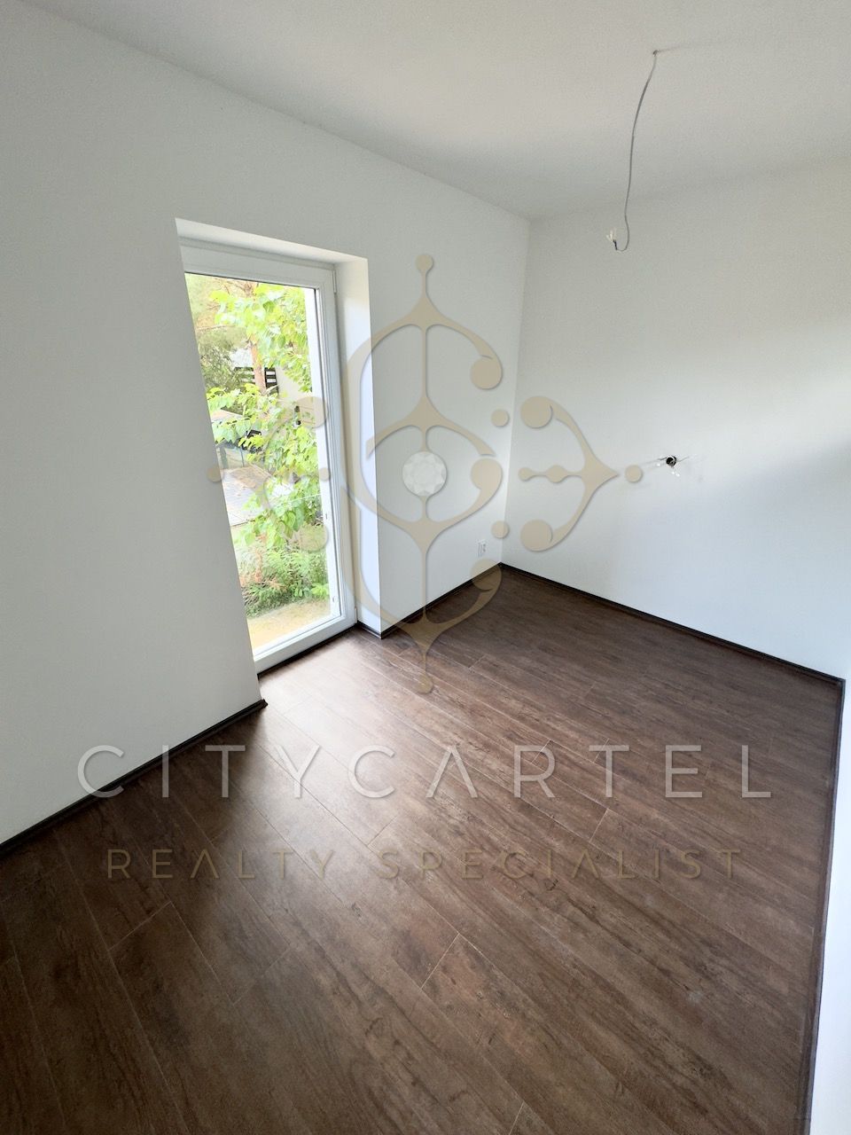 A fájl már létezik a célhelyen: import/kepek/vizjeles_5407726.jpg
Eladó Családi ház Siófok  77 m<sup>2</sup> 119 millió Ft