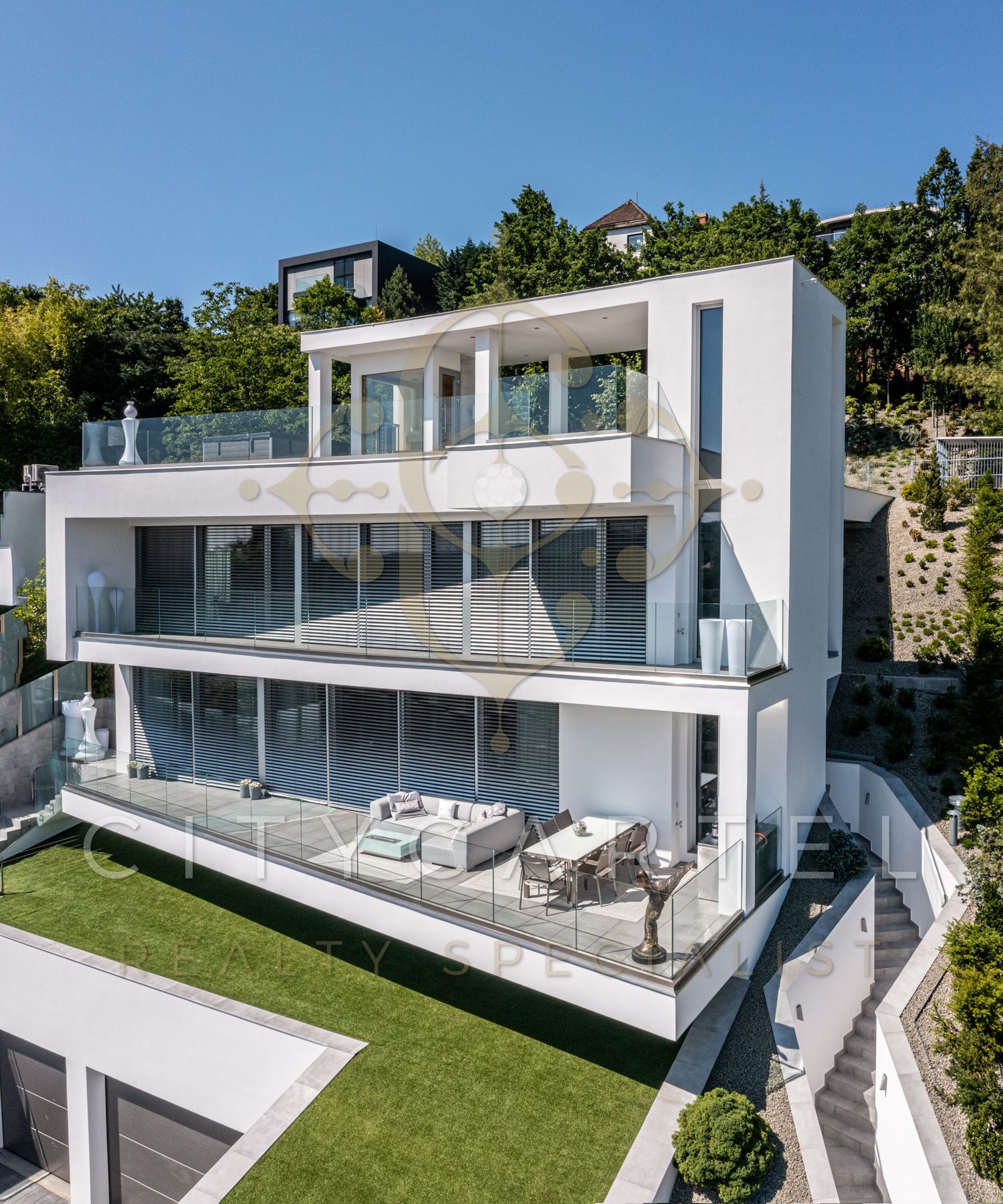 A fájl már létezik a célhelyen: import/kepek/vizjeles_5408301.jpg
For sale Villa, castle, mansion Budapest, II. kerület  615 m<sup>2</sup> 1390 millió Ft