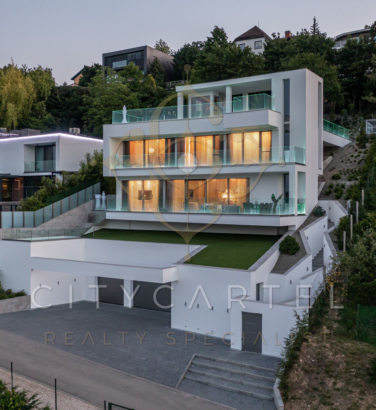 A fájl már létezik a célhelyen: import/kepek/vizjeles_5408313.jpg
For sale Villa, castle, mansion Budapest, II. kerület  615 m<sup>2</sup> 1390 millió Ft