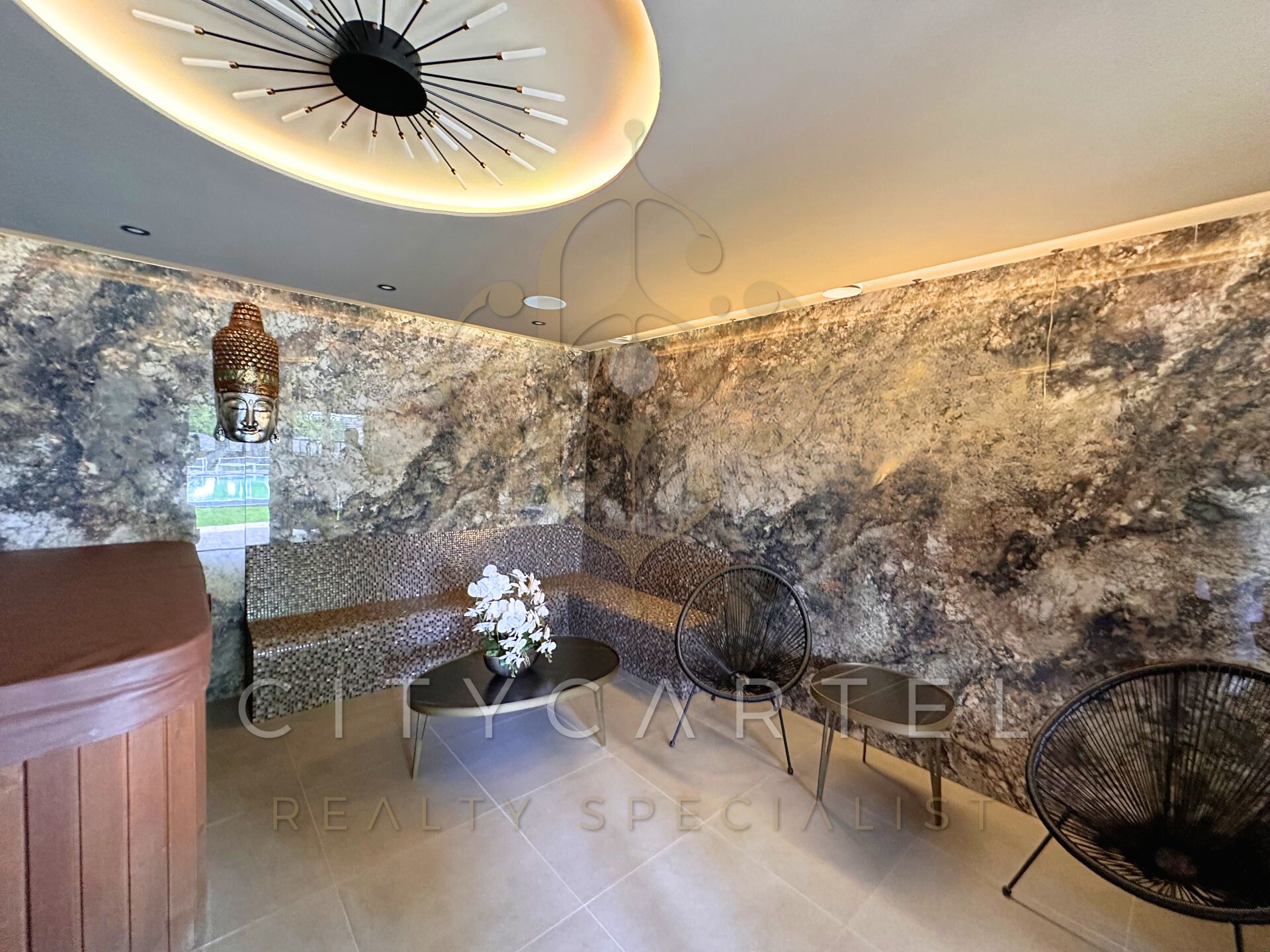 A fájl már létezik a célhelyen: import/kepek/vizjeles_5408667.jpg
For sale Hotel, guesthouse Ladánybene  755 m<sup>2</sup> 1200000 EUR