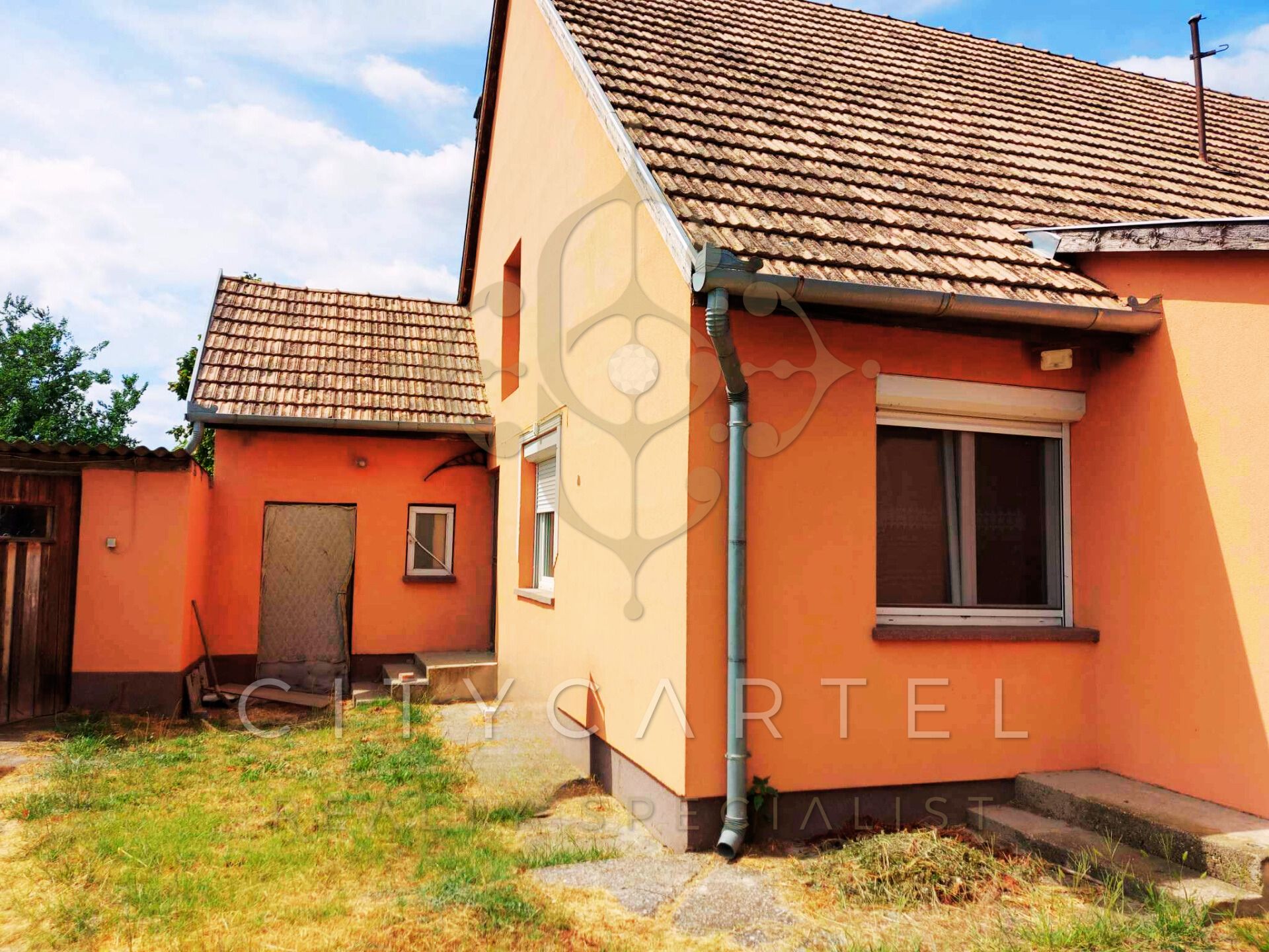 A fájl már létezik a célhelyen: import/kepek/vizjeles_5412293.jpg
For sale house Solt  107 m<sup>2</sup> 38 millió Ft