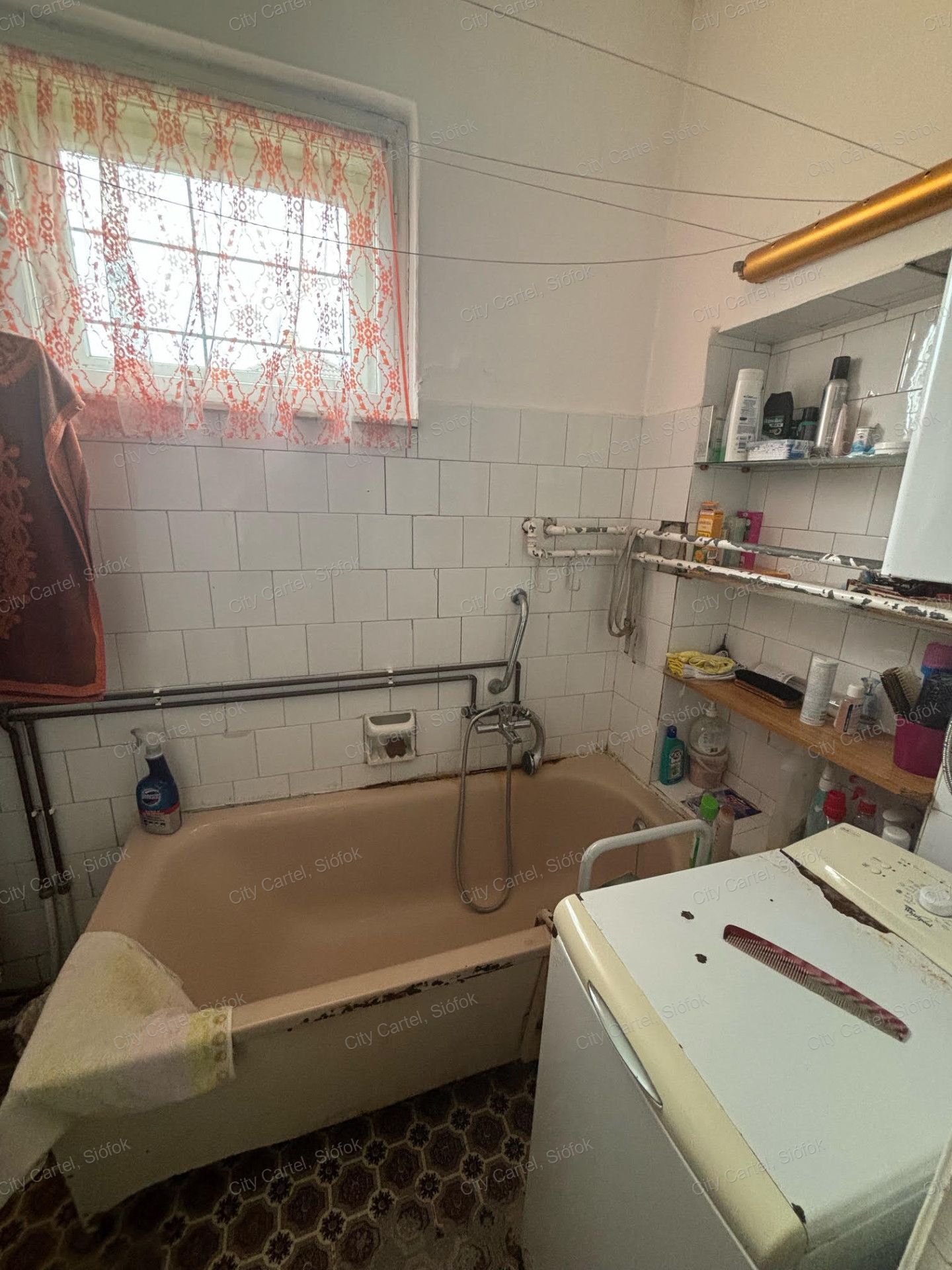 A fájl már létezik a célhelyen: import/kepek/vizjeles_5417370.jpg
Eladó Családi ház Látrány  91 m<sup>2</sup> 39 millió Ft