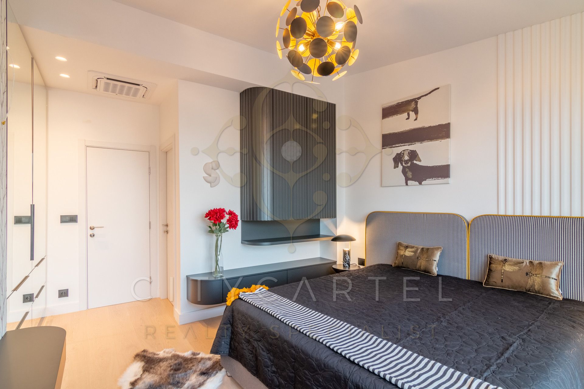 A fájl már létezik a célhelyen: import/kepek/vizjeles_5431008.jpg
Eladó Téglalakás Budapest, VII. kerület  118 m<sup>2</sup> 3900 EUR