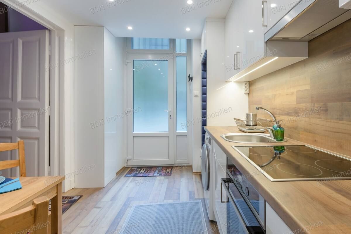 A fájl már létezik a célhelyen: import/kepek/vizjeles_5449123.jpg
For sale flat Budapest, VII. kerület  38 m<sup>2</sup> 63 millió Ft