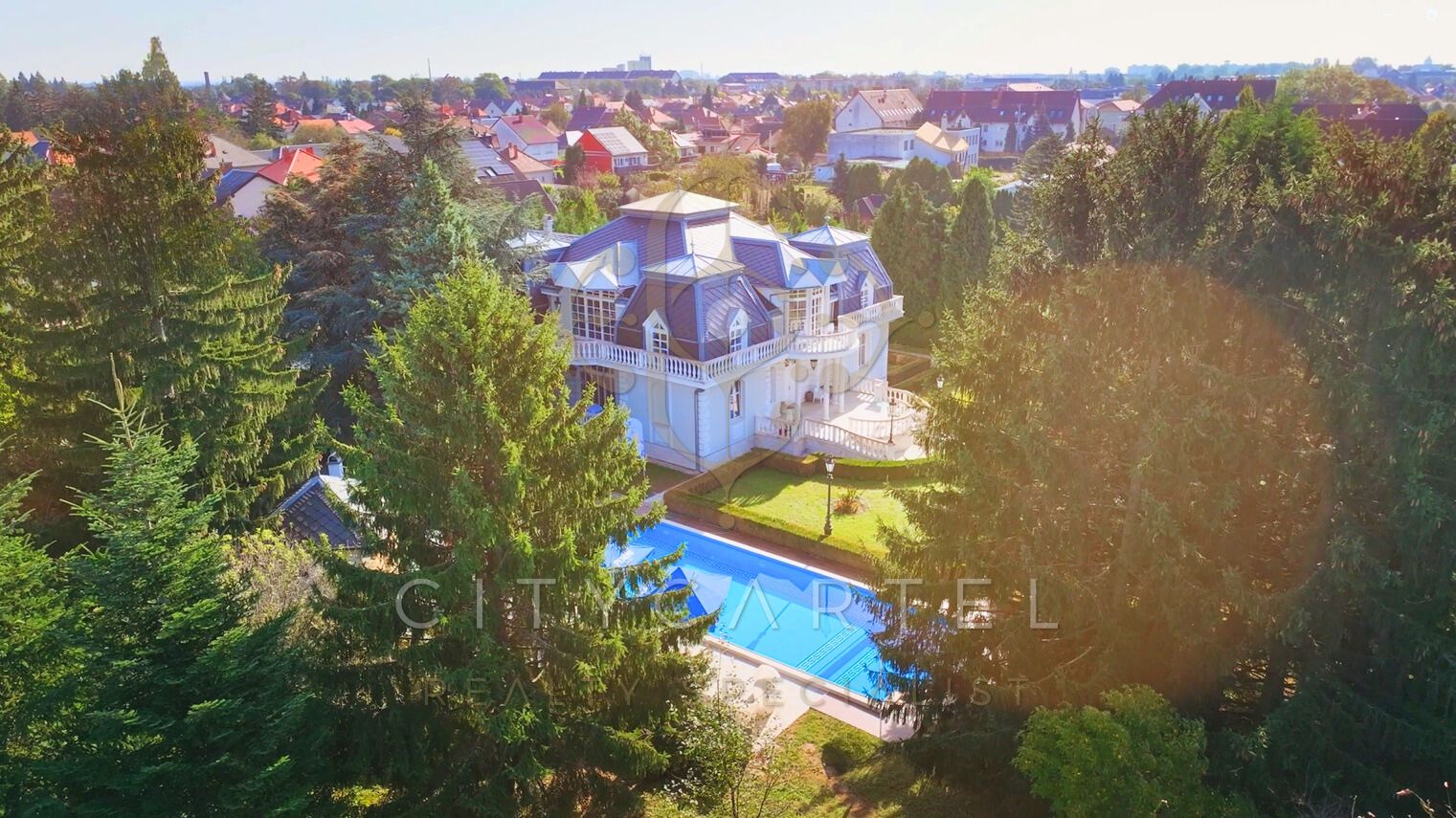 A fájl már létezik a célhelyen: import/kepek/vizjeles_5450455.jpg
Eladó Családi ház Szombathely  700 m<sup>2</sup> 750 millió Ft