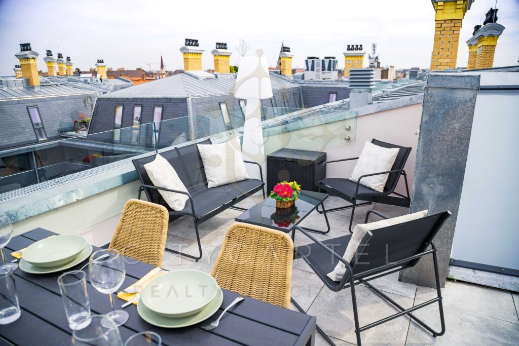 A fájl már létezik a célhelyen: import/kepek/vizjeles_5458188.jpg
For sale flat Budapest, VI. kerület  109 m<sup>2</sup> 410 millió Ft