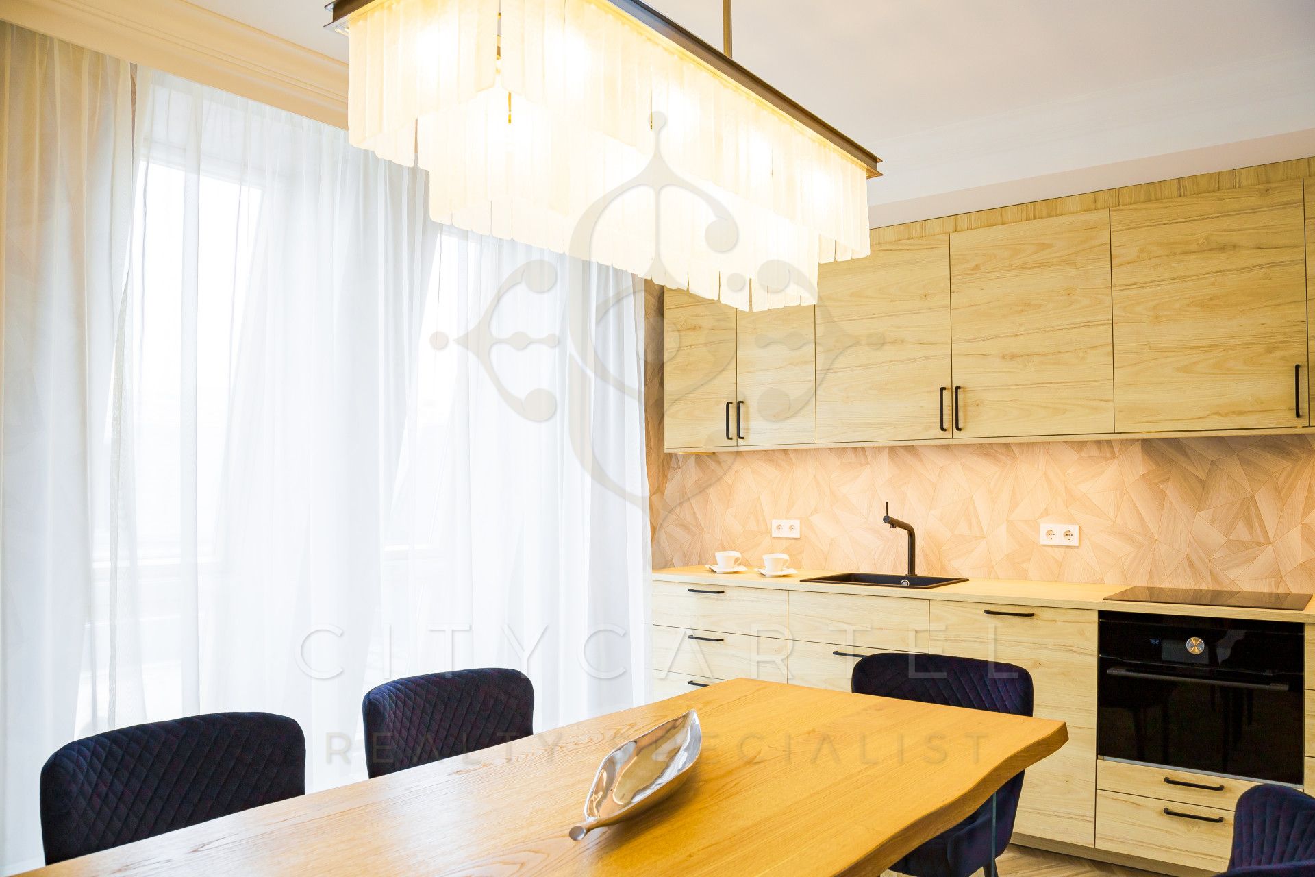 A fájl már létezik a célhelyen: import/kepek/vizjeles_5458203.jpg
For sale flat Budapest, VI. kerület  109 m<sup>2</sup> 410 millió Ft
