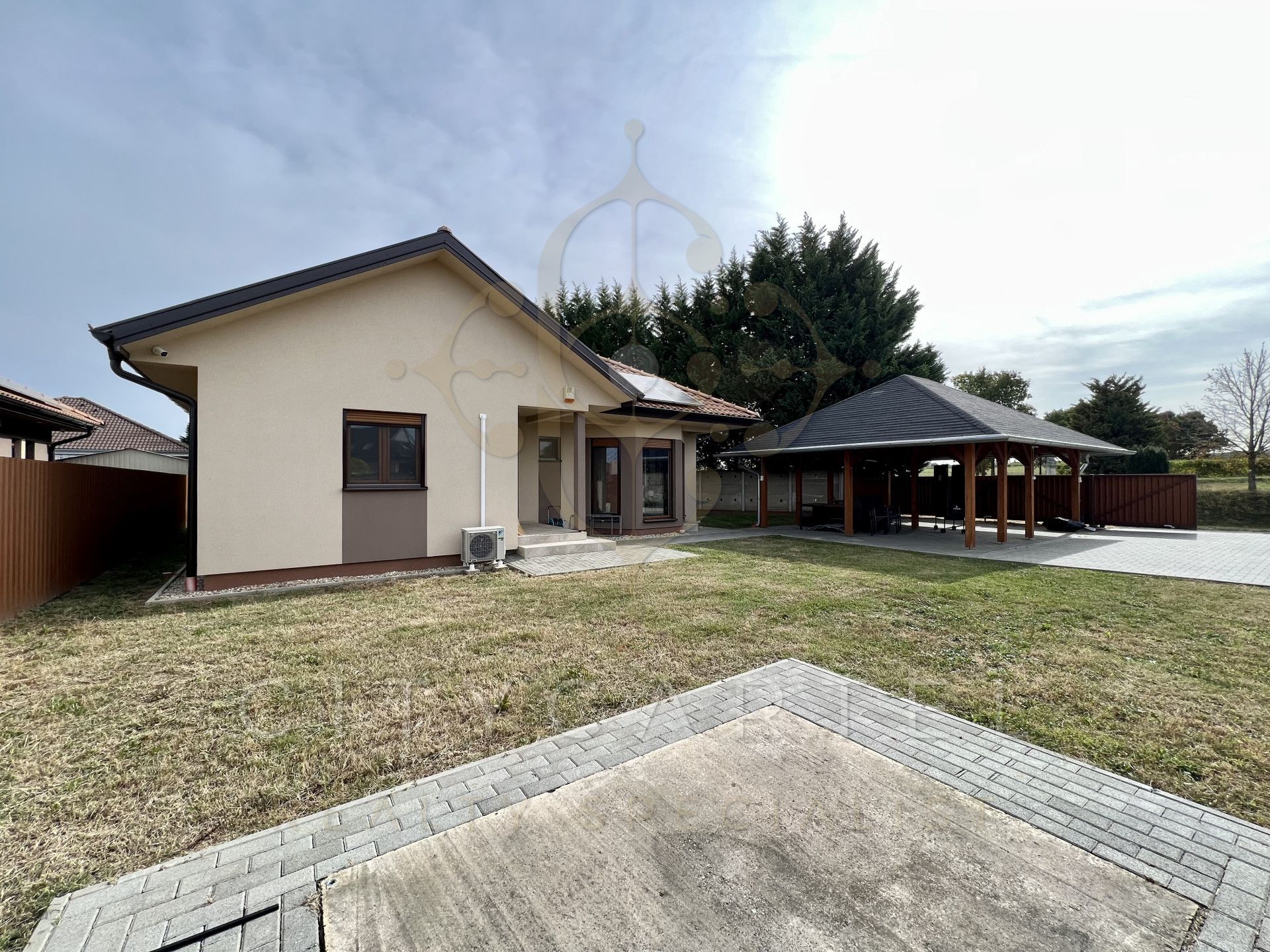 A fájl már létezik a célhelyen: import/kepek/vizjeles_5460033.jpg
For sale house Balatonlelle  125 m<sup>2</sup> 119 millió Ft