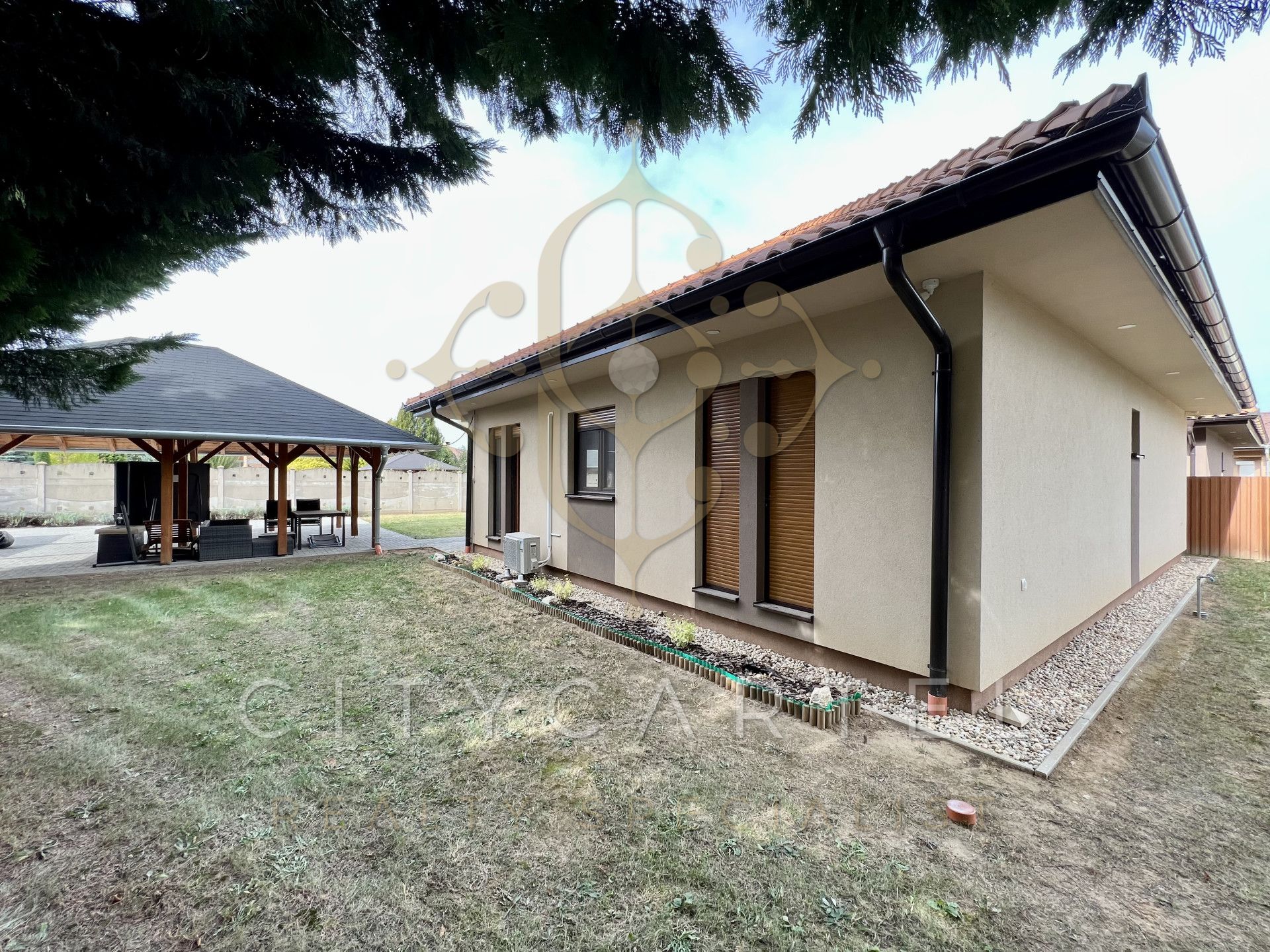 A fájl már létezik a célhelyen: import/kepek/vizjeles_5460034.jpg
For sale house Balatonlelle  125 m<sup>2</sup> 119 millió Ft