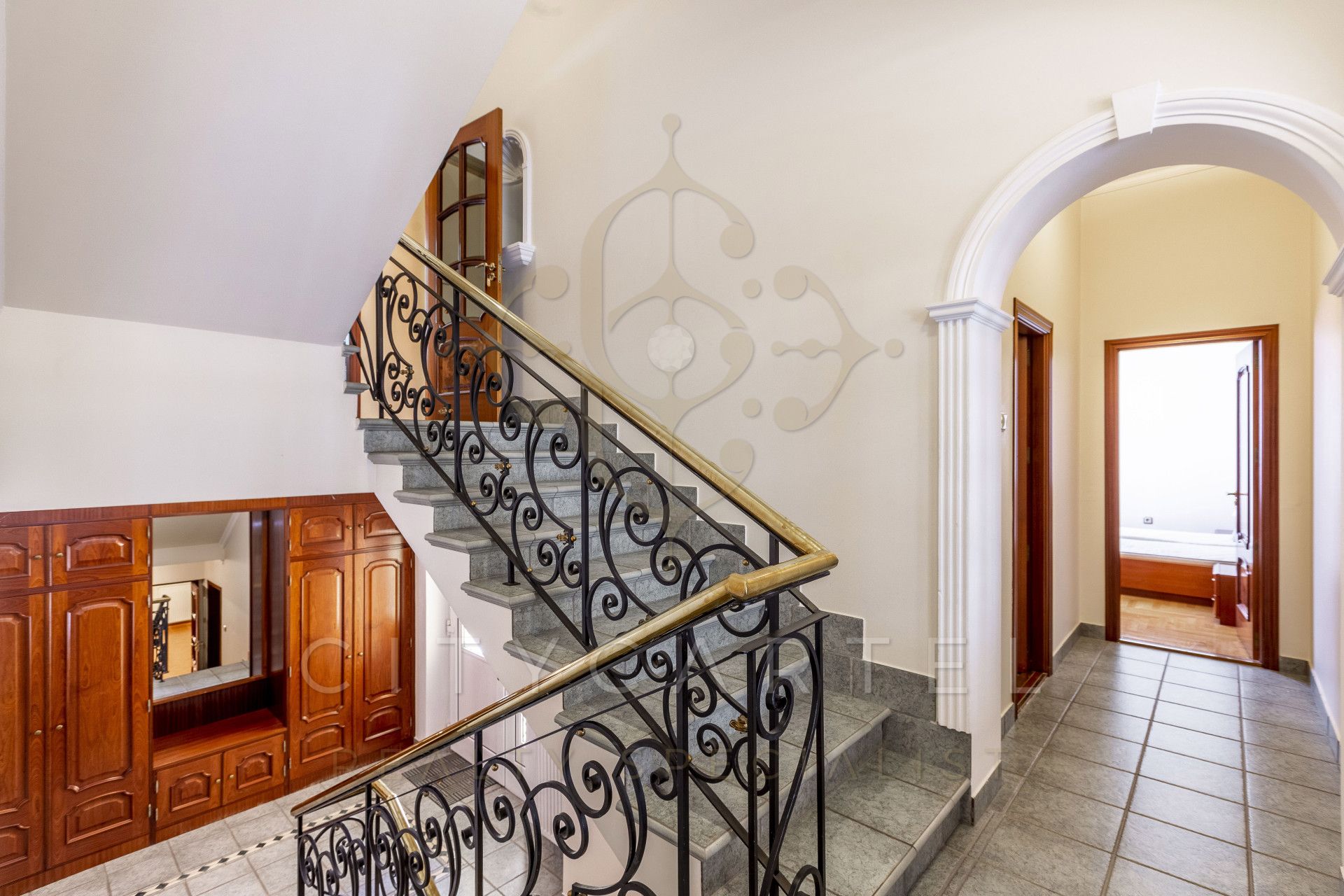 A fájl már létezik a célhelyen: import/kepek/vizjeles_5471667.jpg
For sale Villa, castle, mansion Budapest, II. kerület  913 m<sup>2</sup> 3800000 EUR