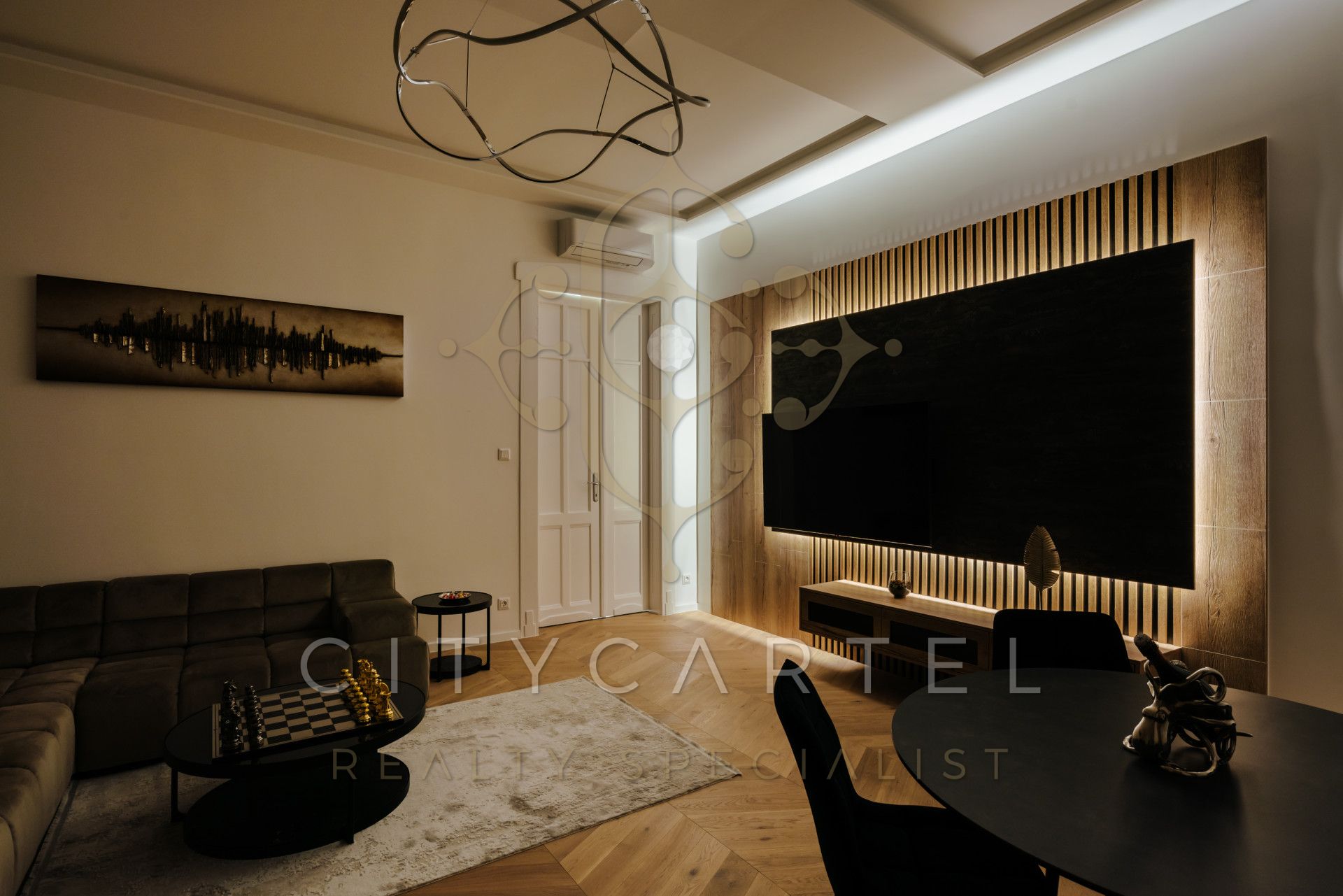 A fájl már létezik a célhelyen: import/kepek/vizjeles_5472827.jpg
For sale flat Budapest, V. kerület  120 m<sup>2</sup> 320 millió Ft