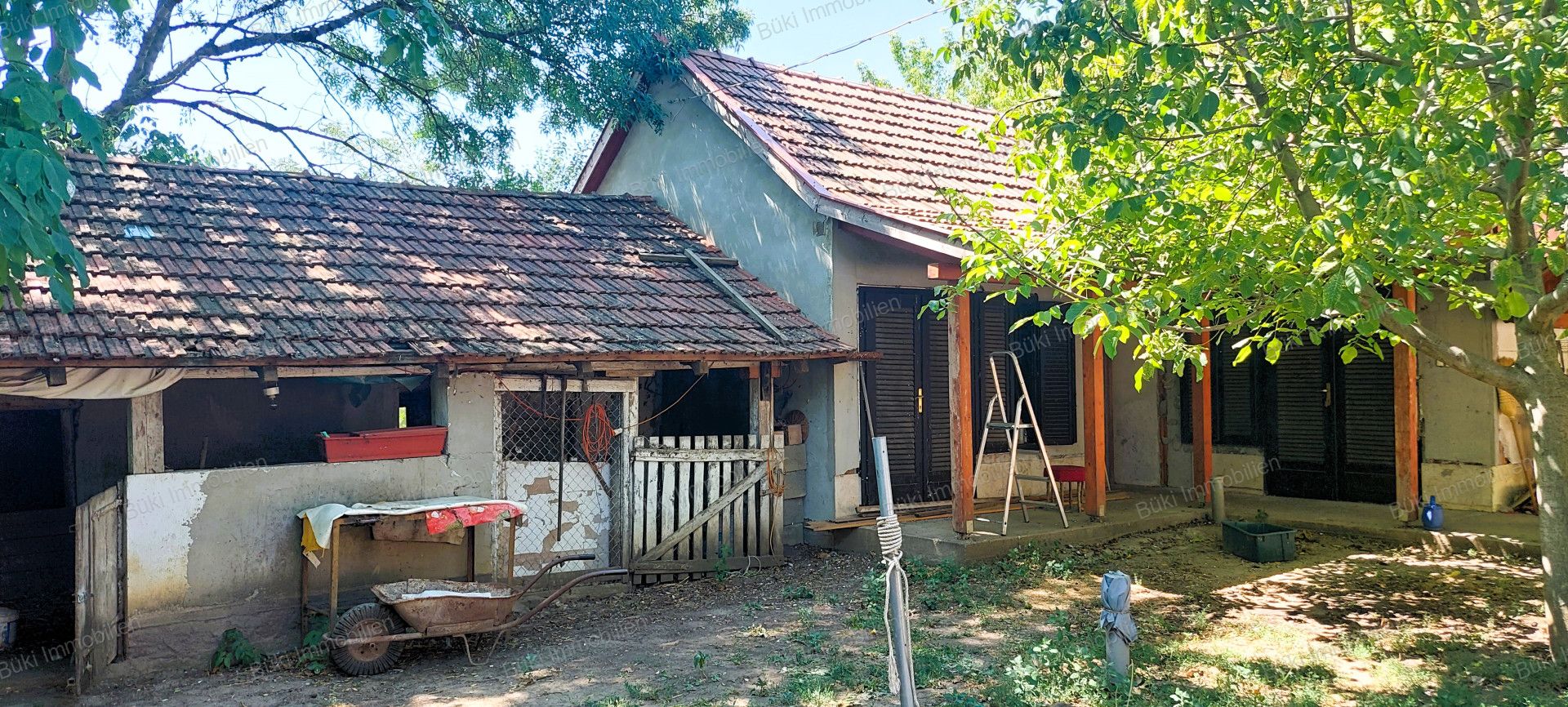 A fájl már létezik a célhelyen: import/kepek/vizjeles_5480306.jpg
For sale Farmstead Kétsoprony  220 m<sup>2</sup> 27.9 millió Ft