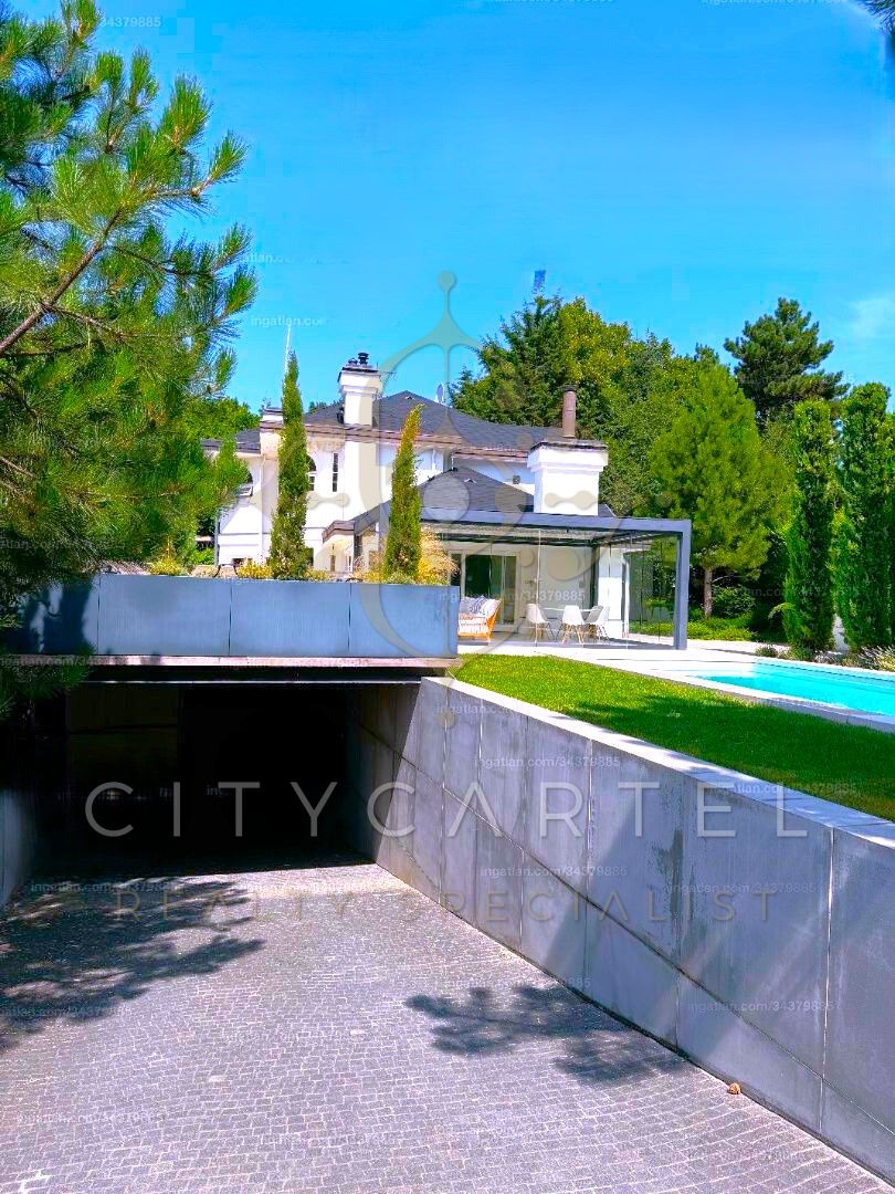 A fájl már létezik a célhelyen: import/kepek/vizjeles_5480633.jpg
For sale house Budapest, II. kerület  456 m<sup>2</sup> 9500 EUR