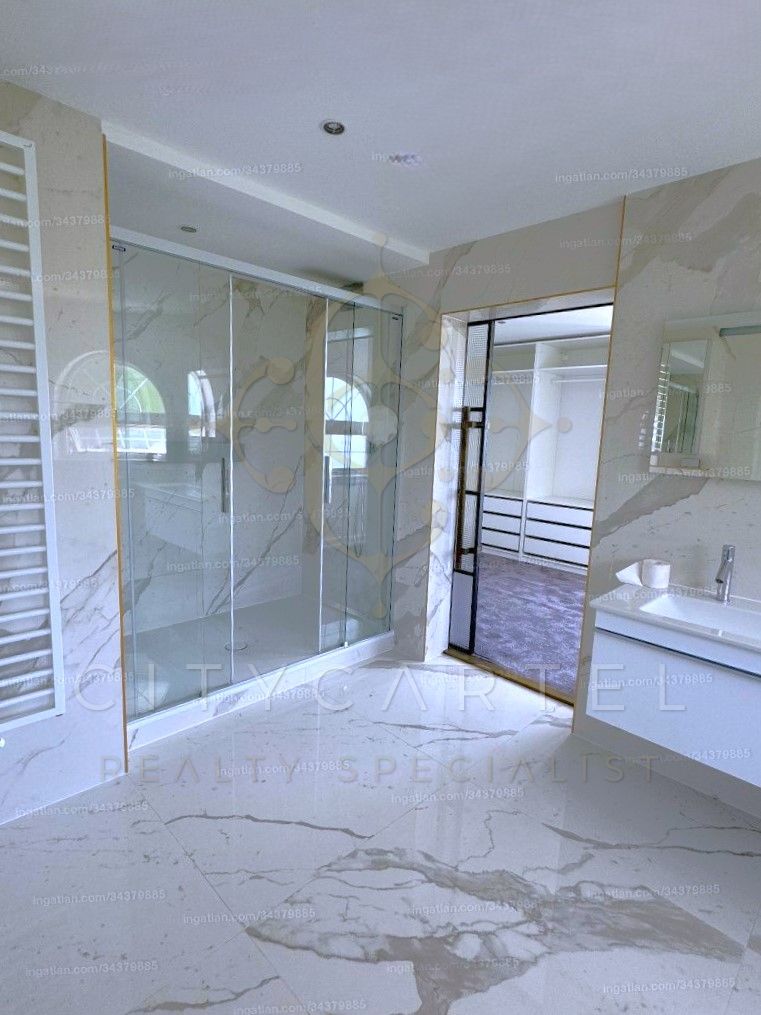 A fájl már létezik a célhelyen: import/kepek/vizjeles_5480763.jpg
For sale house Budapest, II. kerület  456 m<sup>2</sup> 9500 EUR