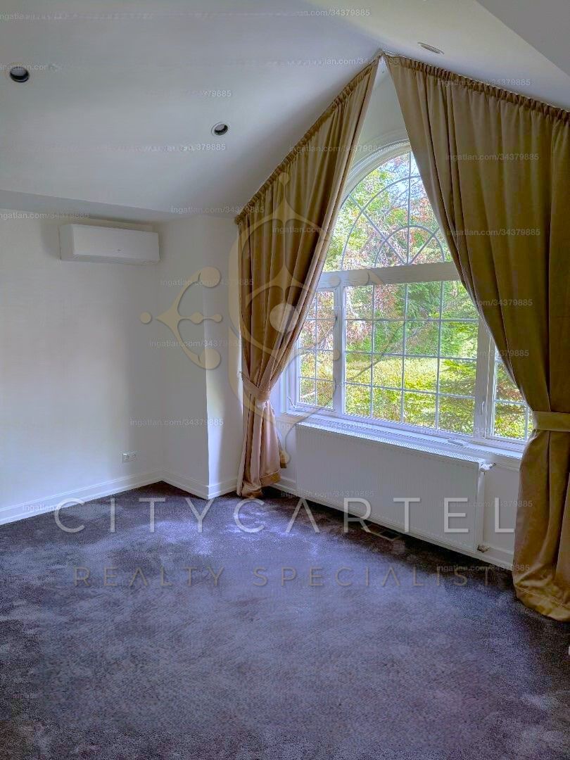 A fájl már létezik a célhelyen: import/kepek/vizjeles_5480764.jpg
For sale house Budapest, II. kerület  456 m<sup>2</sup> 9500 EUR