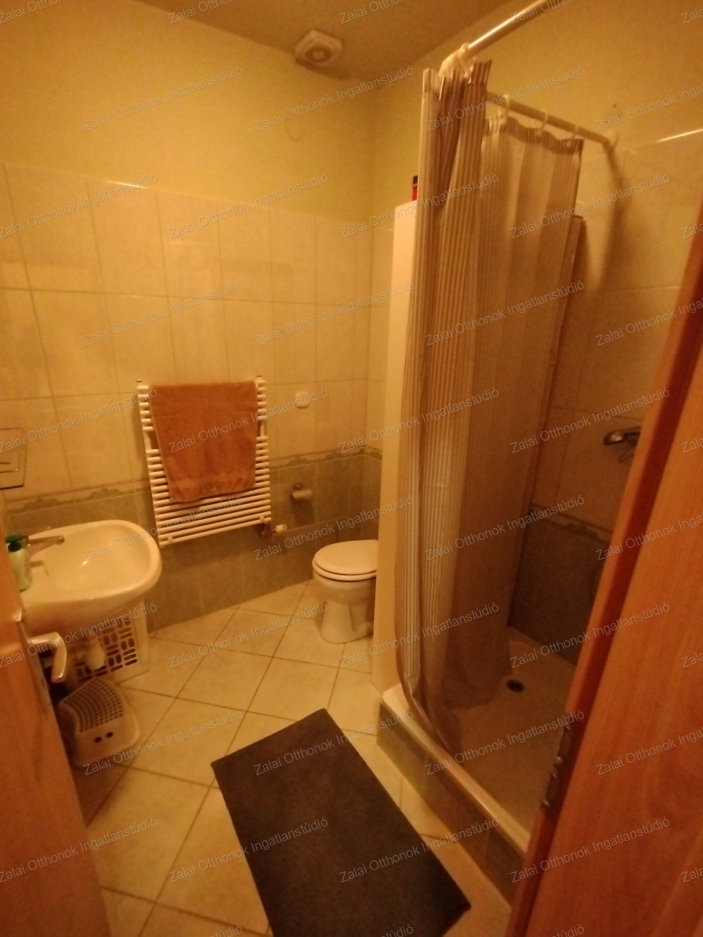A fájl már létezik a célhelyen: import/kepek/vizjeles_5483021.jpg
For sale house Zalakaros  144 m<sup>2</sup> 74.49 millió Ft