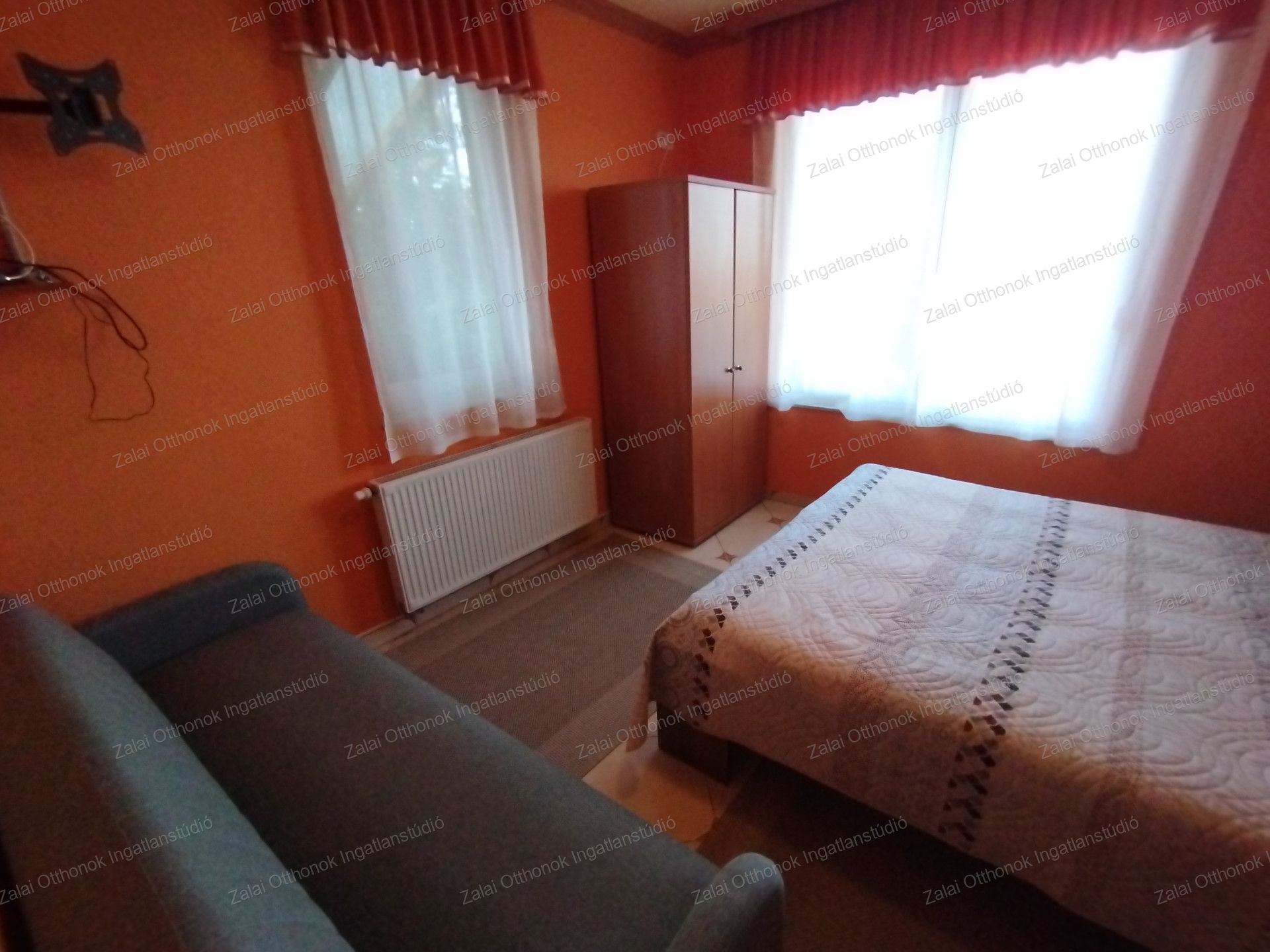 A fájl már létezik a célhelyen: import/kepek/vizjeles_5483028.jpg
For sale house Zalakaros  144 m<sup>2</sup> 74.49 millió Ft
