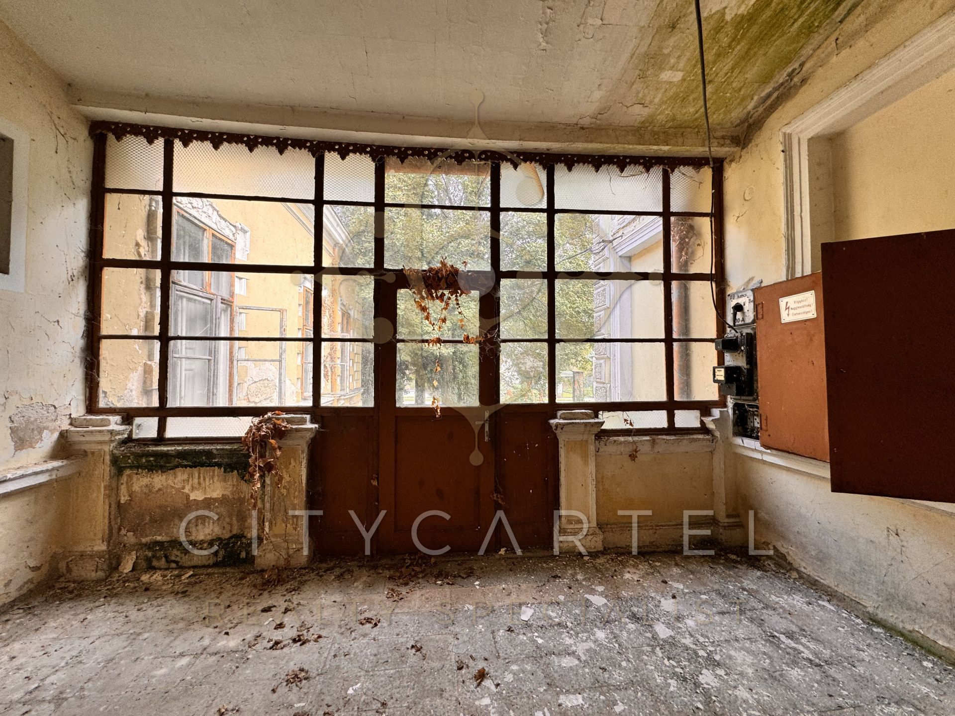 A fájl már létezik a célhelyen: import/kepek/vizjeles_5483489.jpg
For sale Villa, castle, mansion Csepreg  1200 m<sup>2</sup> 159 millió Ft