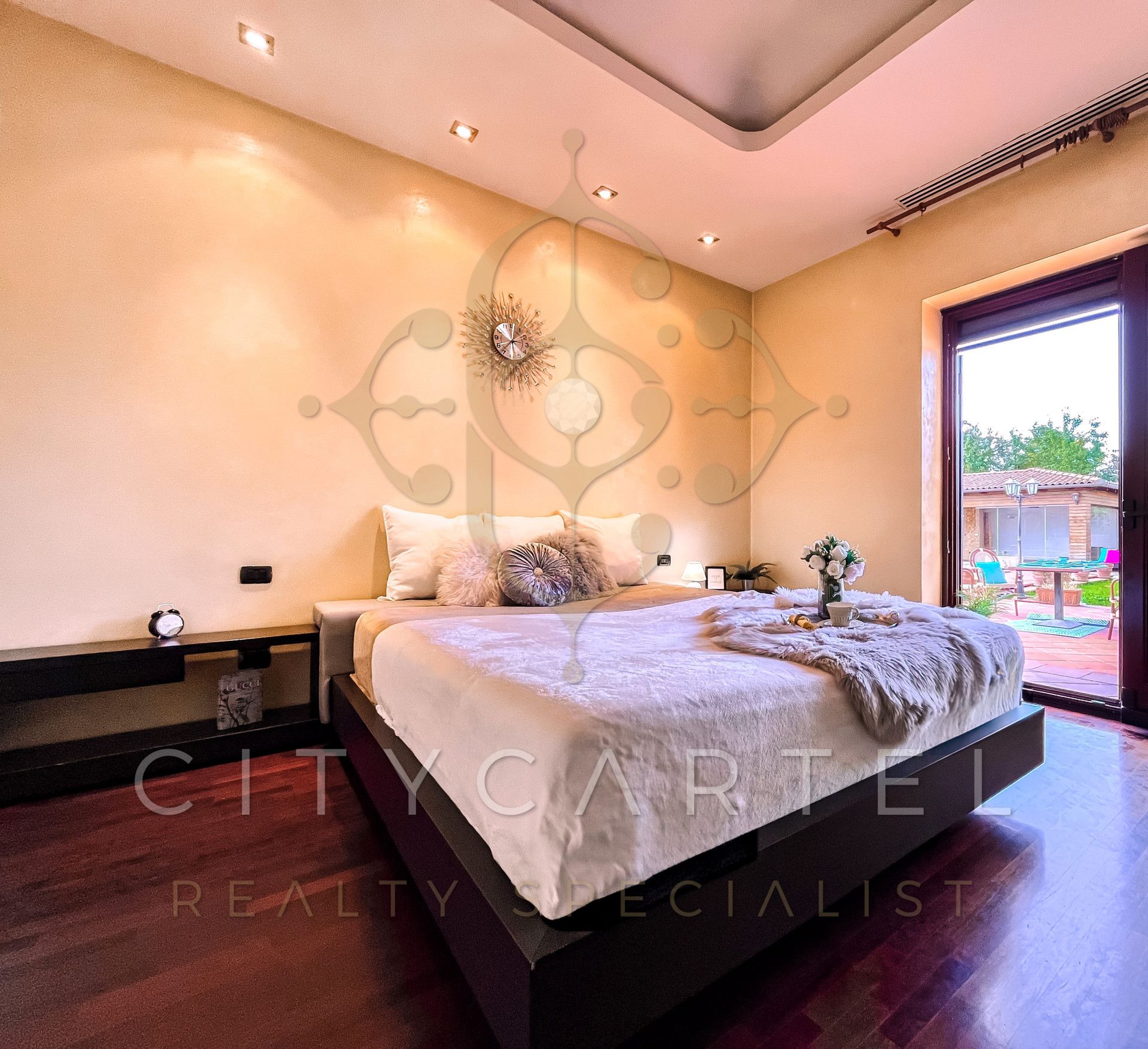 A fájl már létezik a célhelyen: import/kepek/vizjeles_5485921.jpg
For sale house Budapest, XXIII. kerület  355 m<sup>2</sup> 229.9 millió Ft