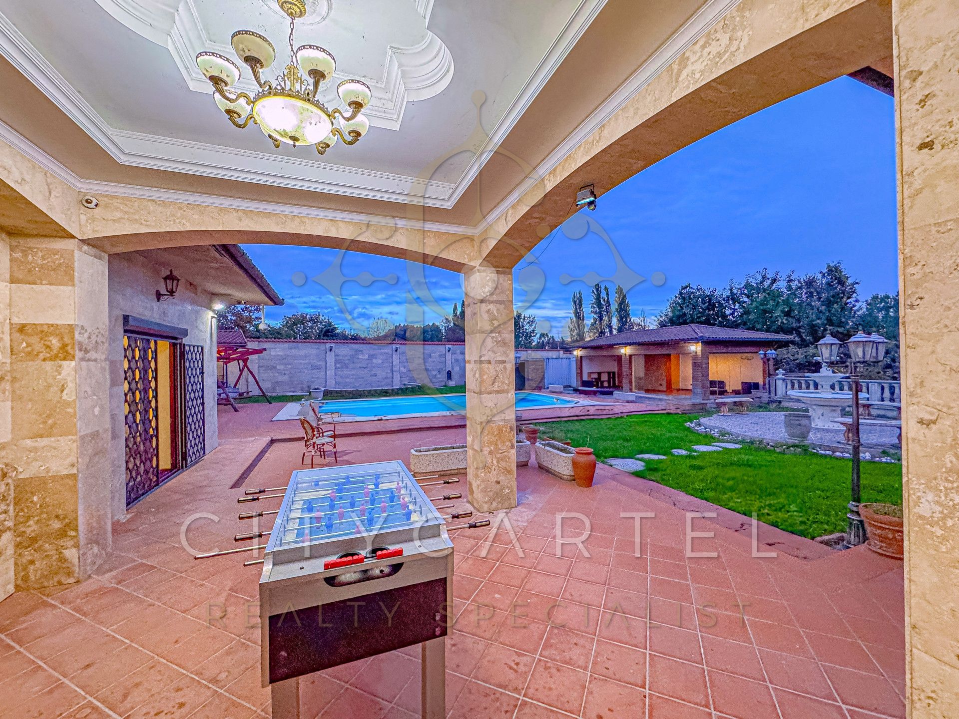 A fájl már létezik a célhelyen: import/kepek/vizjeles_5487100.jpg
For sale house Budapest, XXIII. kerület  355 m<sup>2</sup> 229.9 millió Ft