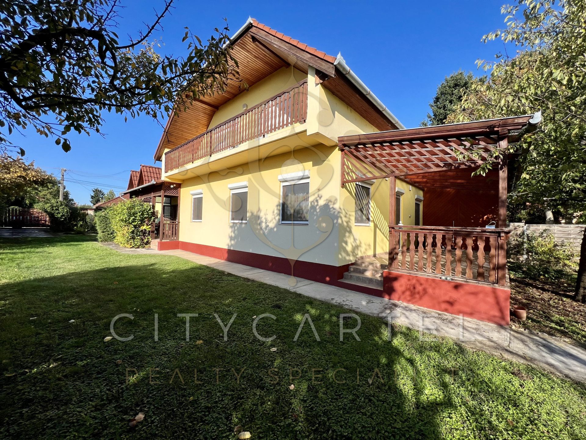 A fájl már létezik a célhelyen: import/kepek/vizjeles_5490211.jpg
Eladó Családi ház Balatonlelle  280 m<sup>2</sup> 179 millió Ft