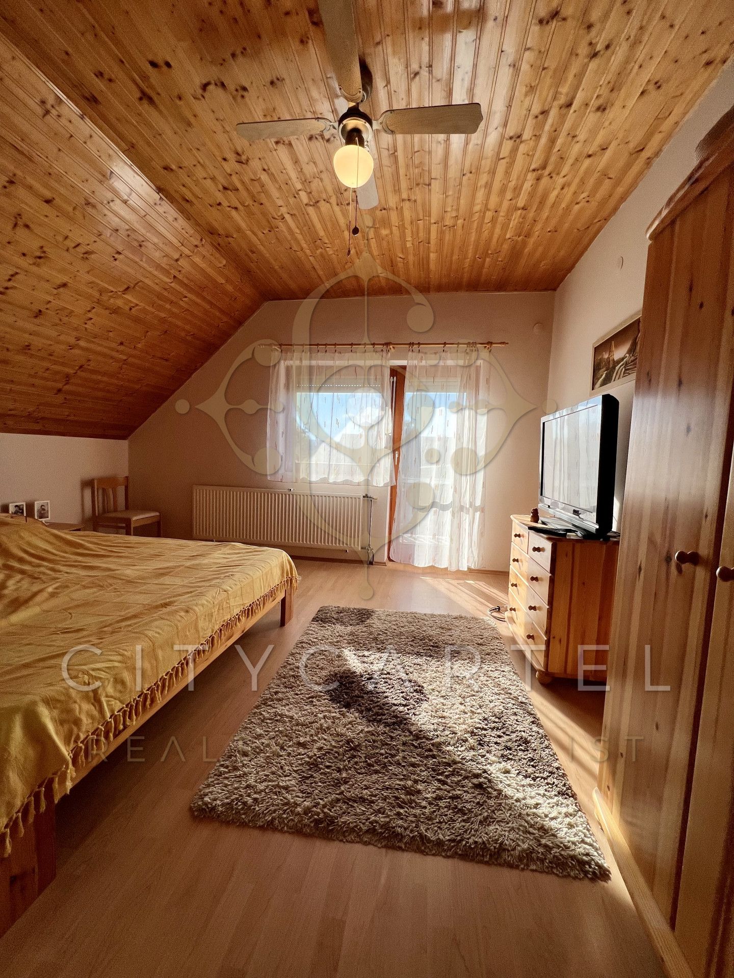 A fájl már létezik a célhelyen: import/kepek/vizjeles_5490218.jpg
Eladó Családi ház Balatonlelle  280 m<sup>2</sup> 179 millió Ft