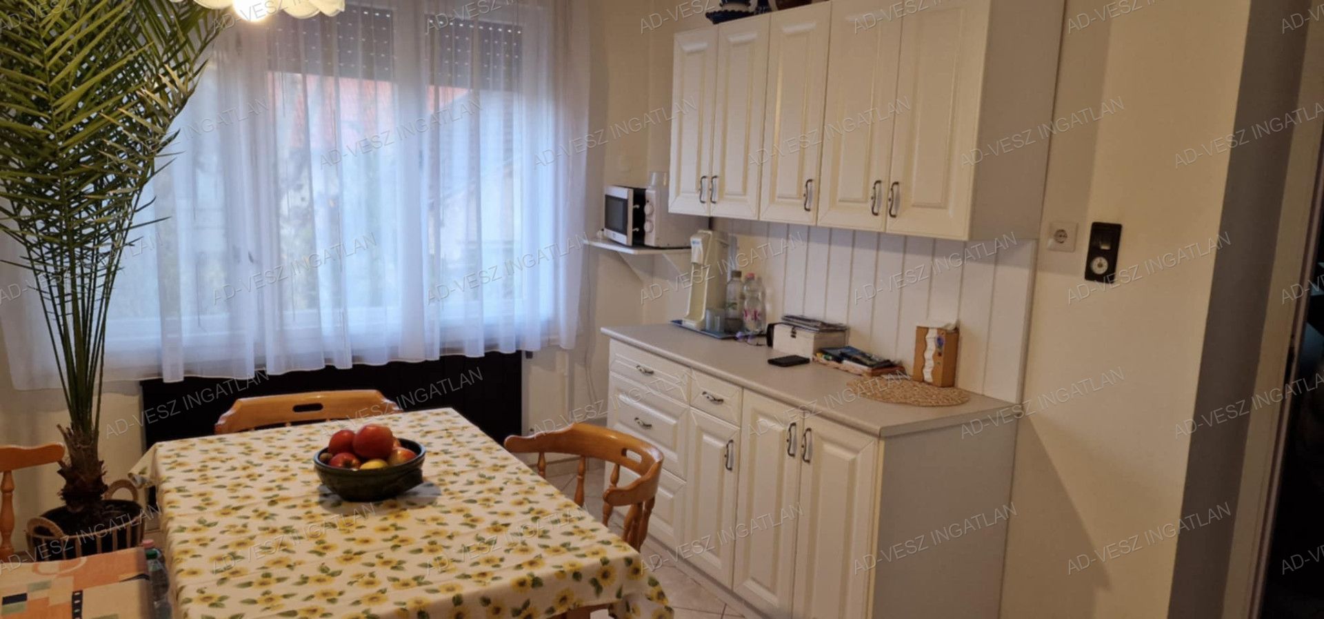A fájl már létezik a célhelyen: import/kepek/vizjeles_5494020.jpg
Eladó Családi ház Ócsa  163 m<sup>2</sup> 75 millió Ft
